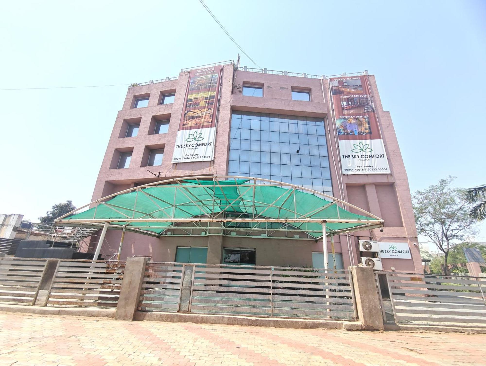 Hotel The Sky Comfort, Vejalpur Ahmedabad