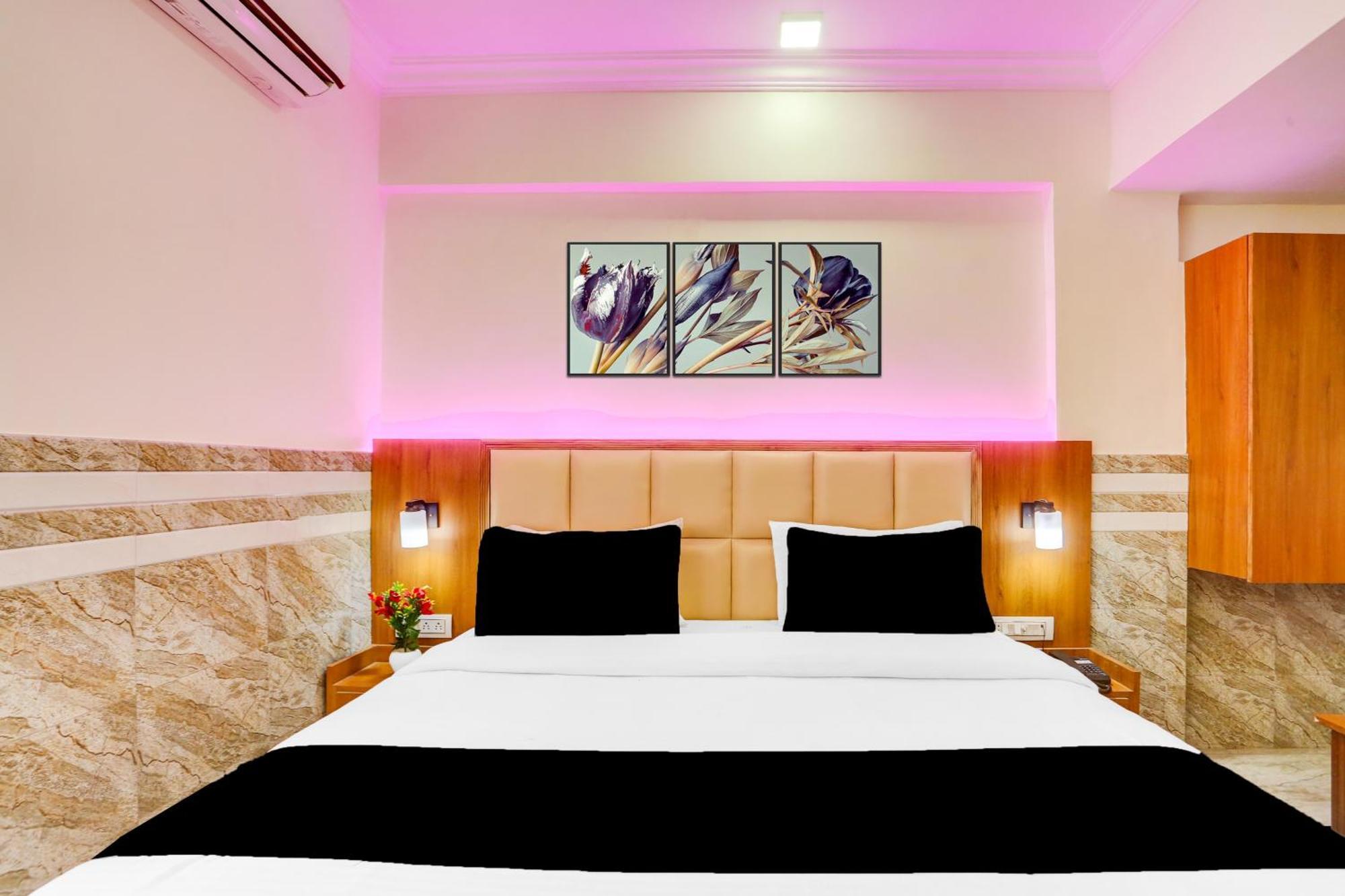 Collection O Ahmedabad Airport Formerly Hotel Runway Inn Hotel 2*