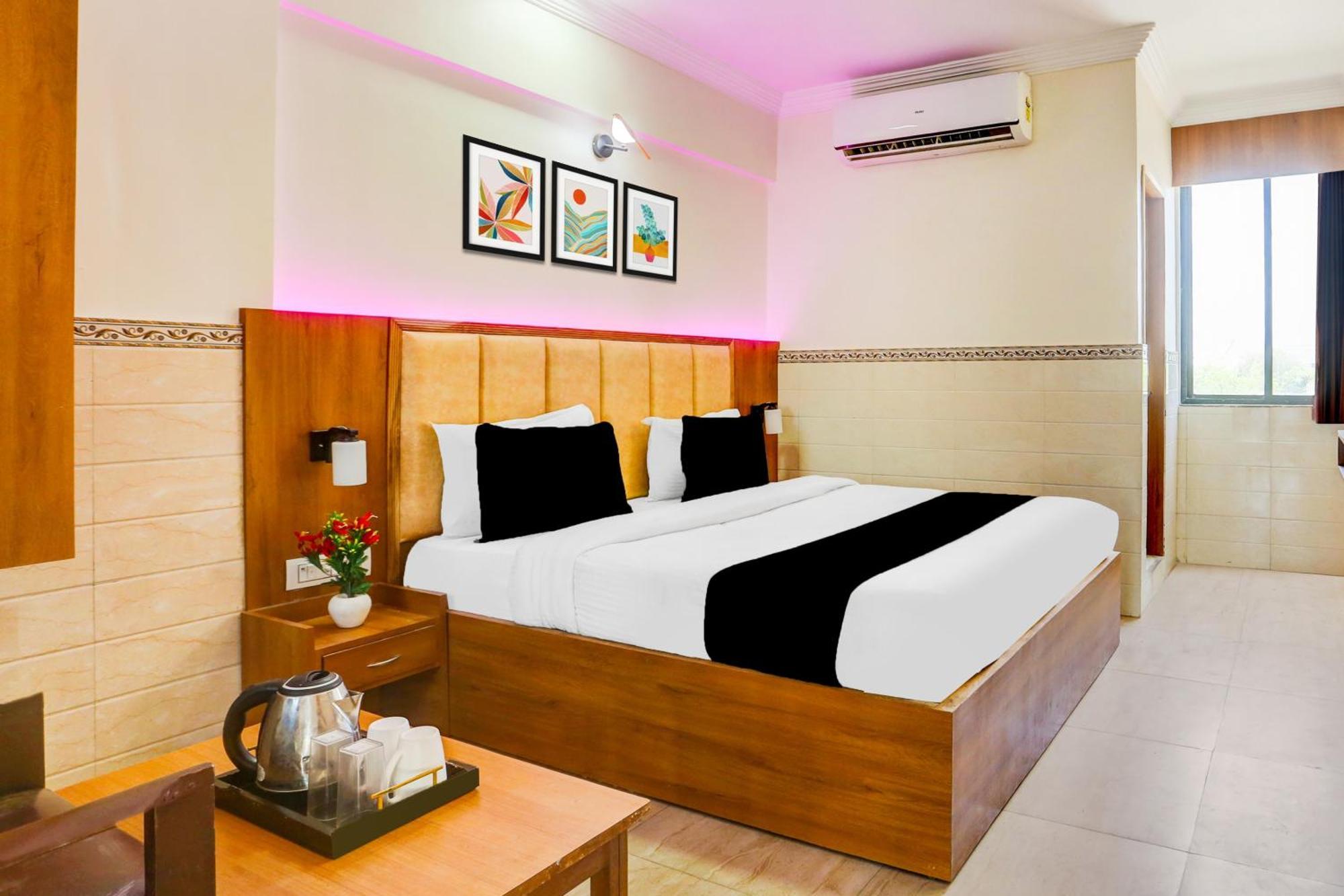 Collection O Ahmedabad Airport Formerly Hotel Runway Inn