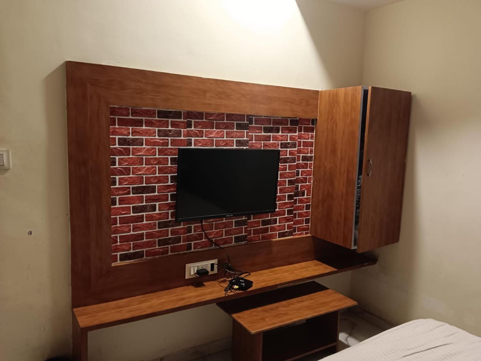 Sunrise Hotel Ahmedabad