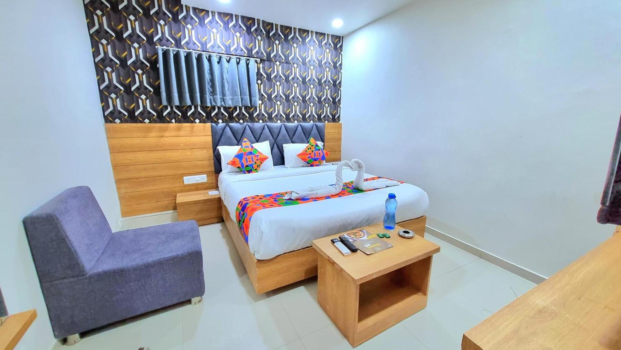 Hotel Tree Ahmedabad