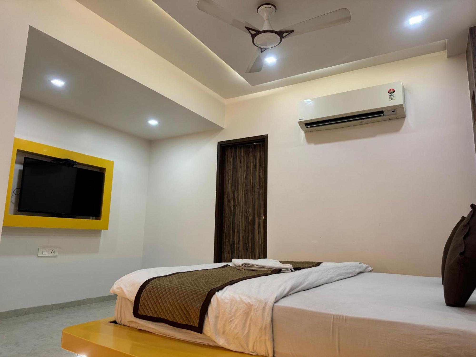 Kabir Hotel