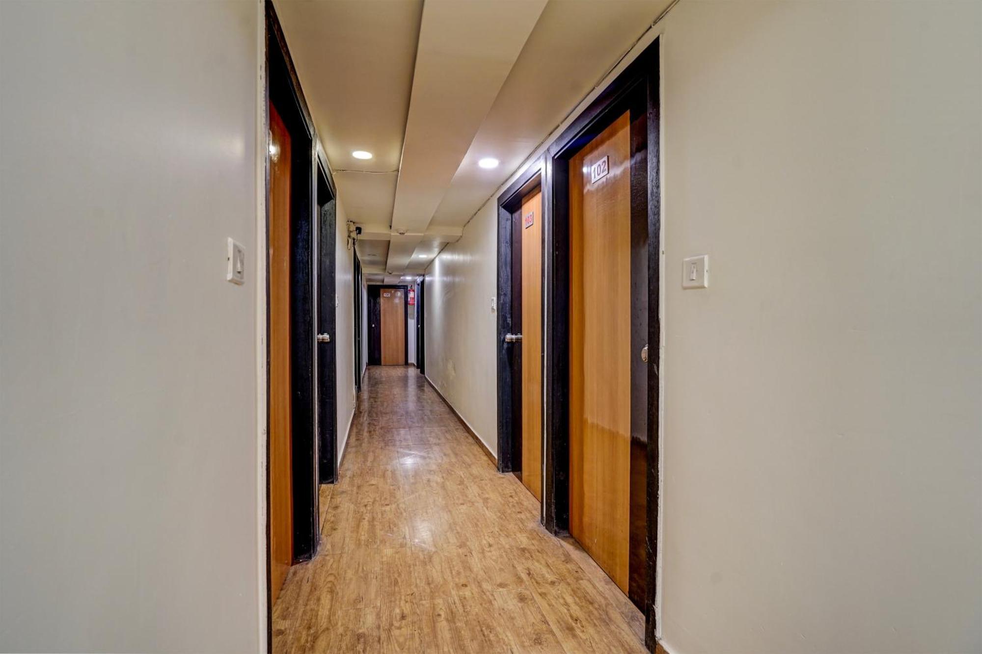 Hotel O Palak Palace 3*