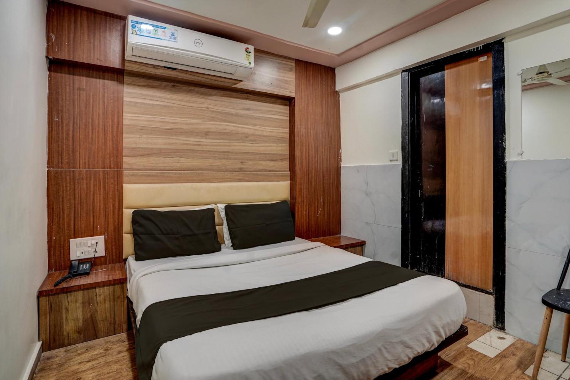 Hotel O Palak Palace 3* Ahmedabad