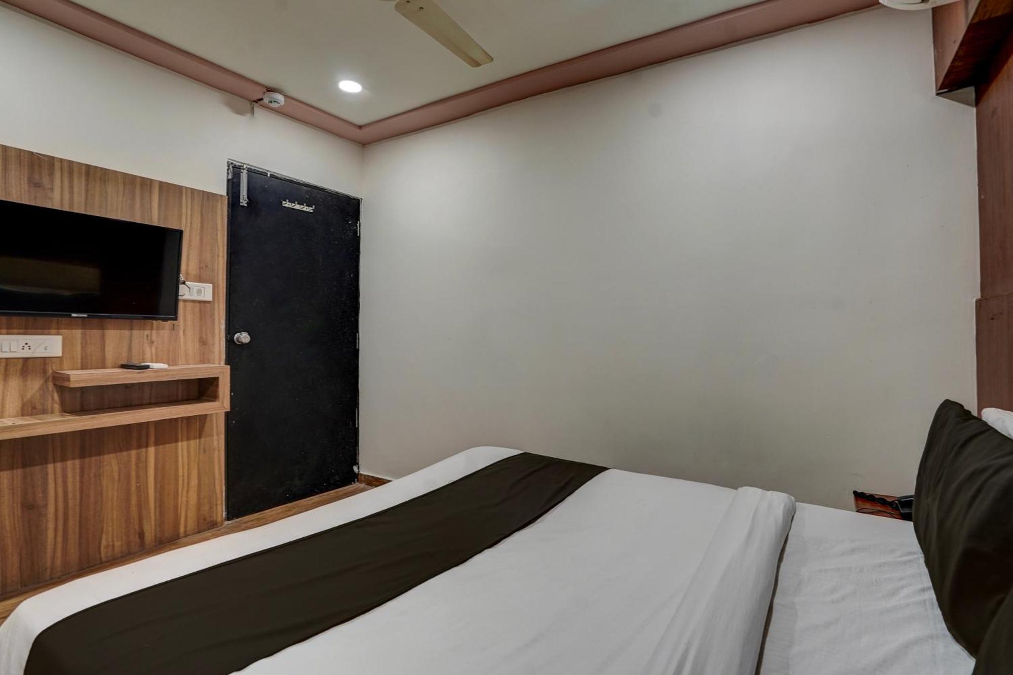 Hotel O Palak Palace 3* Ahmedabad