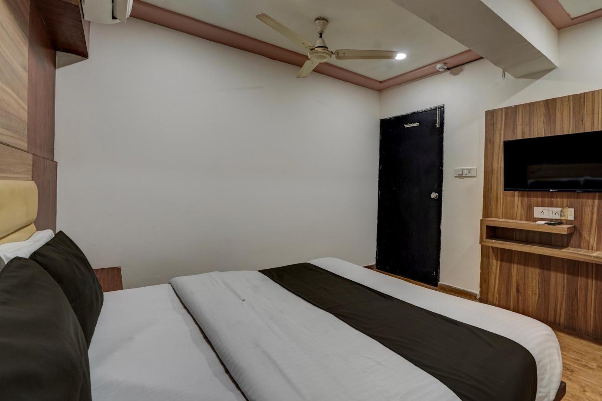 Hotel O Palak Palace 3*