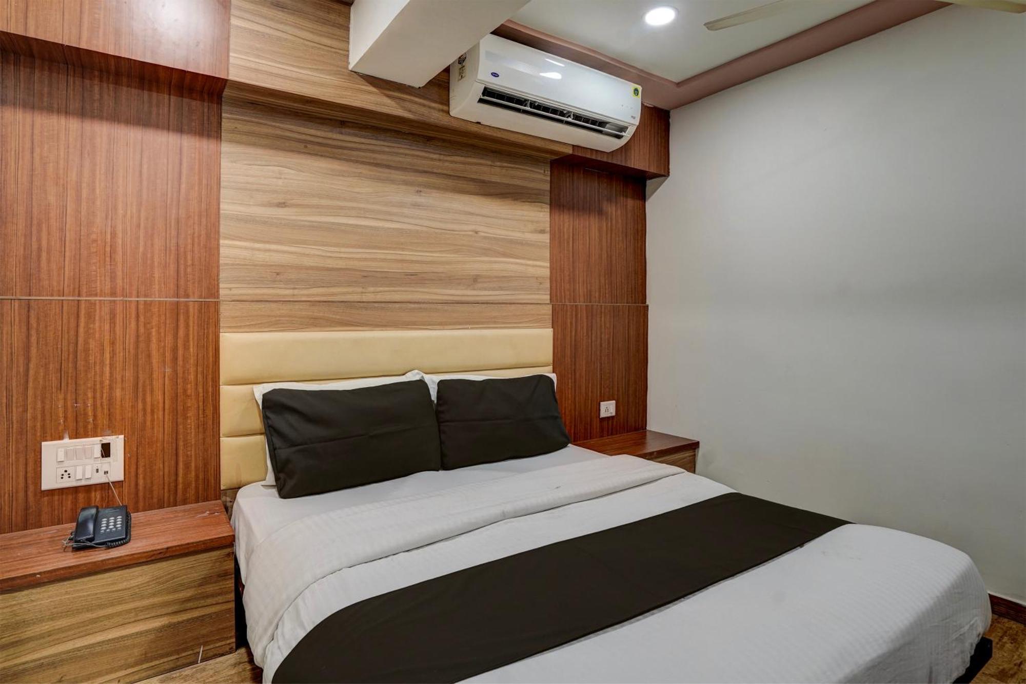 Hotel O Palak Palace Hotel 3*