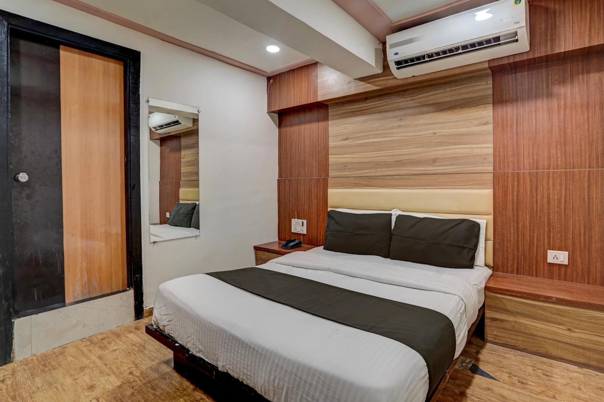 Hotel O Palak Palace 3* Ahmedabad