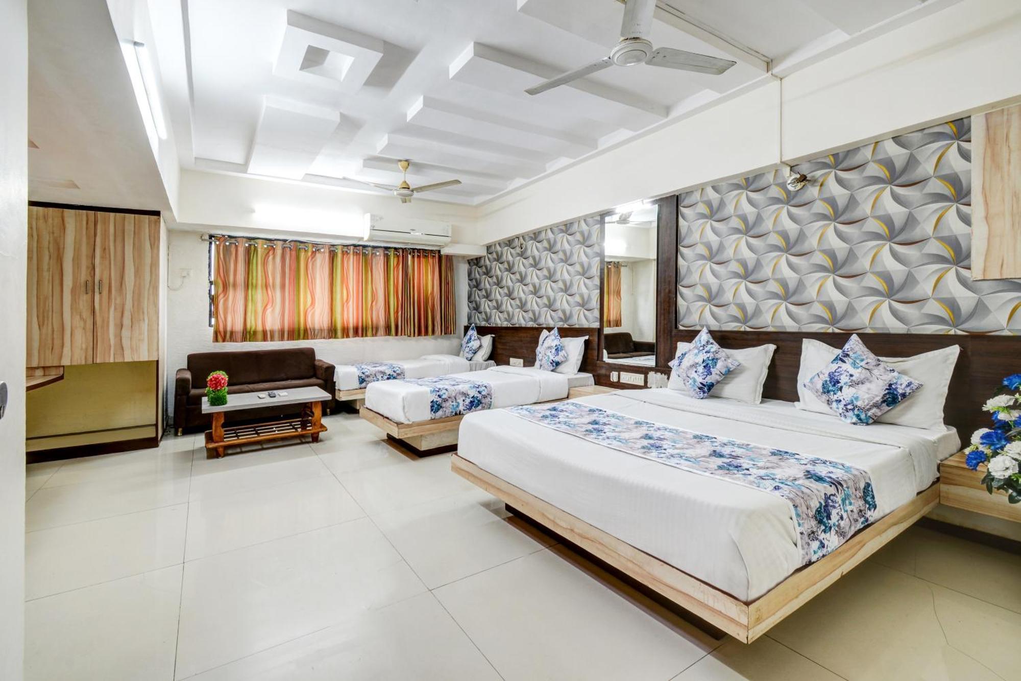 Royal Stay, Pakwan Sg Highway Hotel