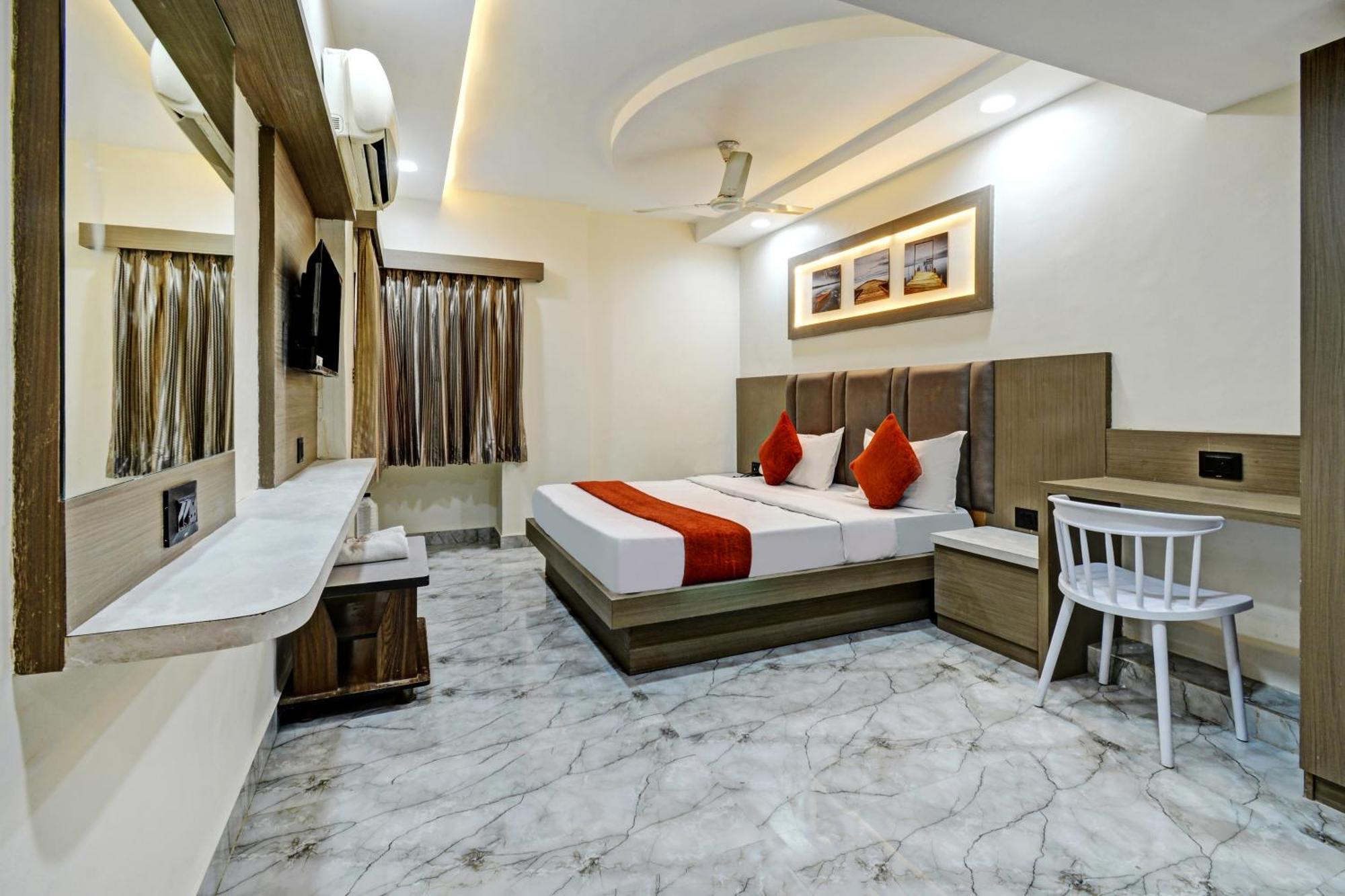 Royal Stay, Pakwan Sg Highway 3*
