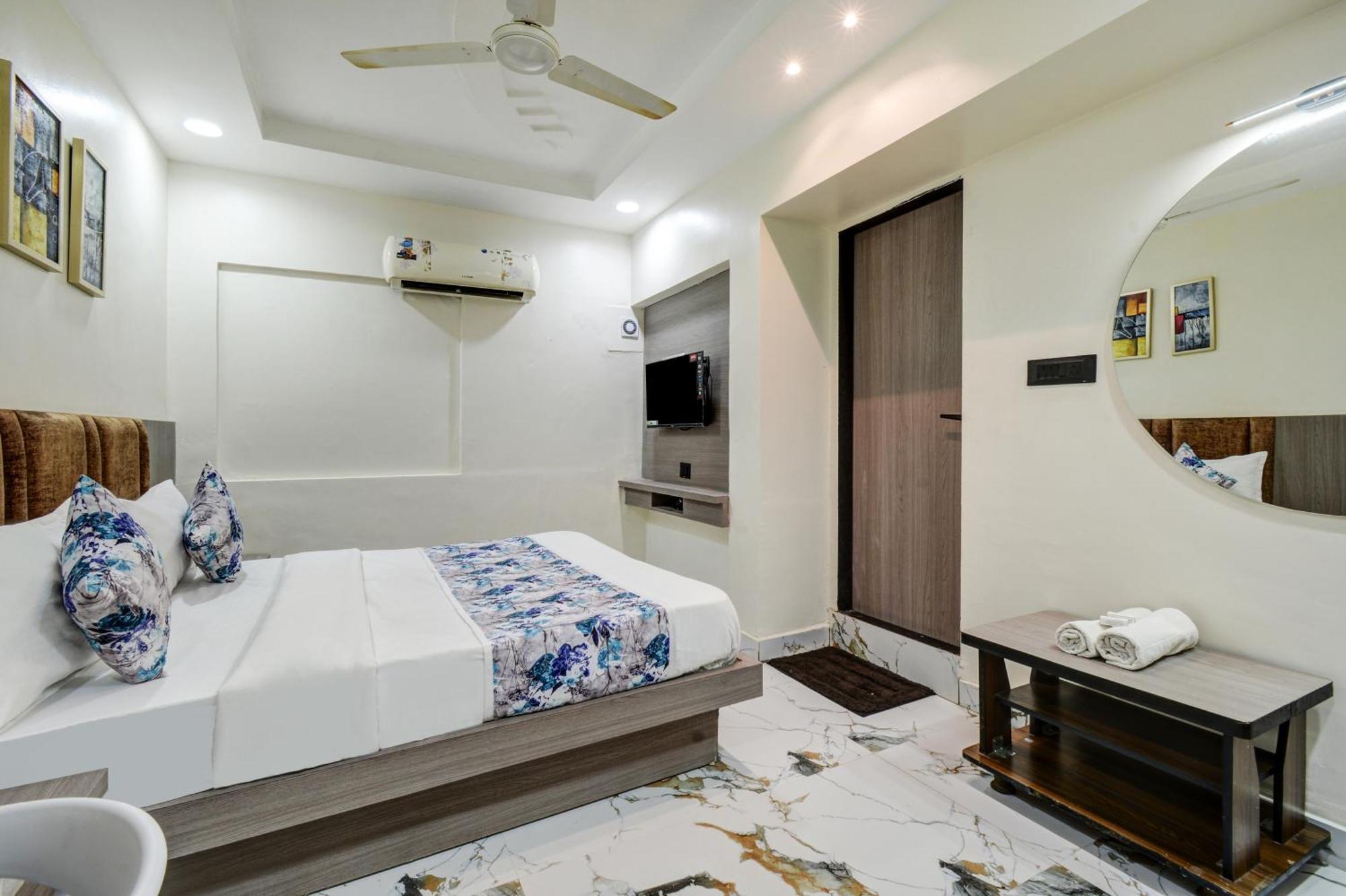 Royal Stay, Pakwan Sg Highway Hotel Ahmedabad