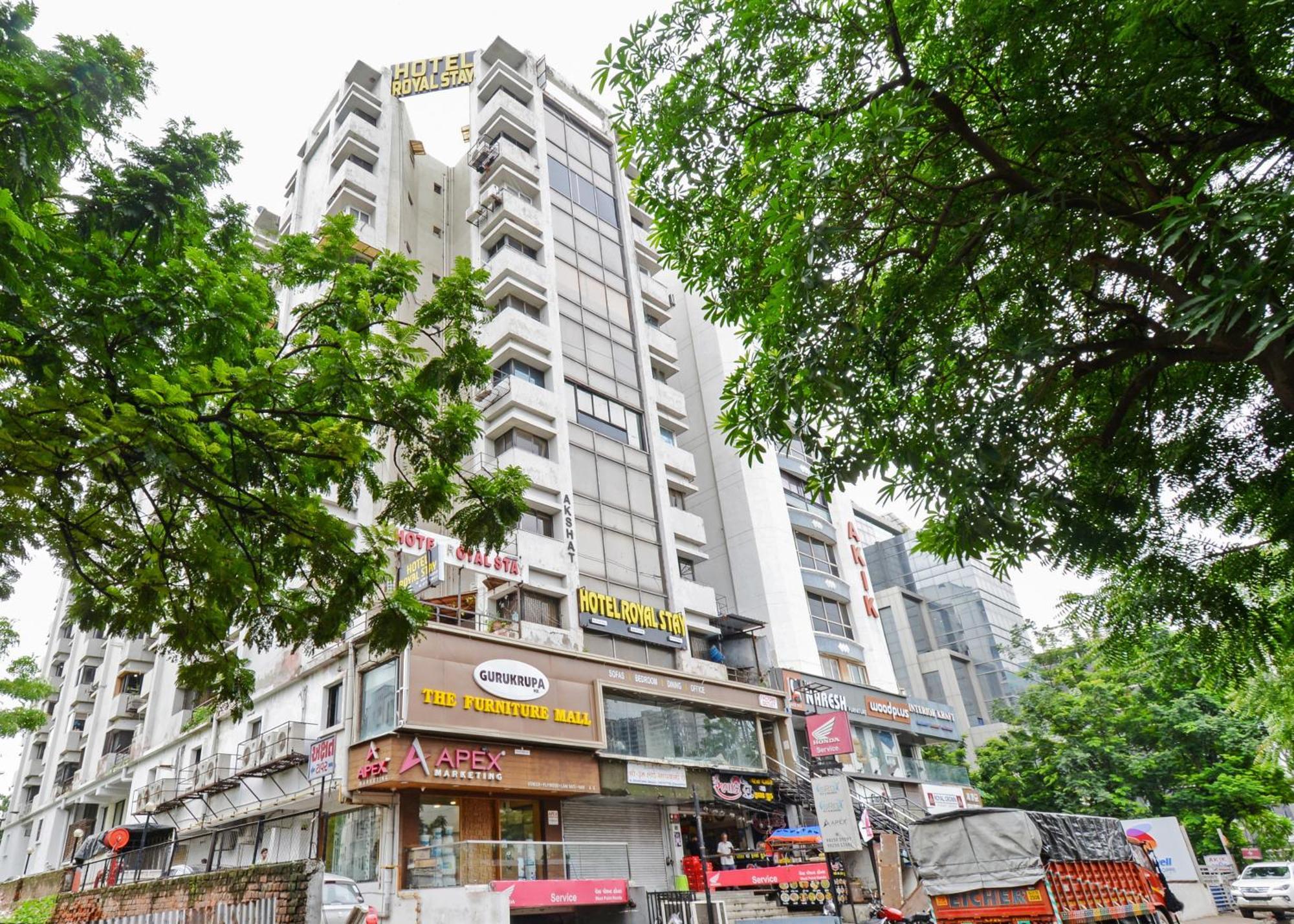 Royal Stay, Pakwan Sg Highway Hotel