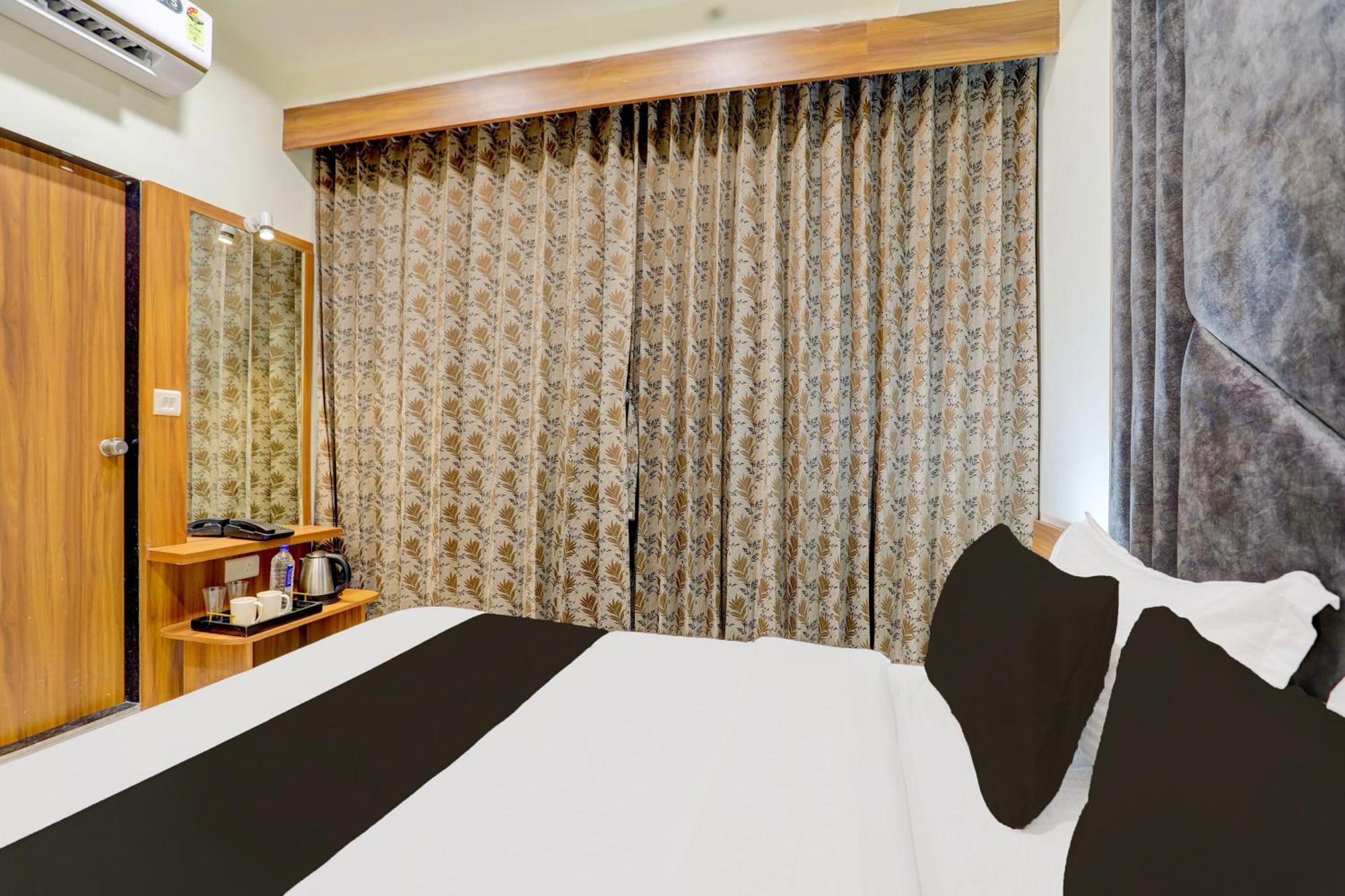 O Sun Light Hotel Ahmedabad