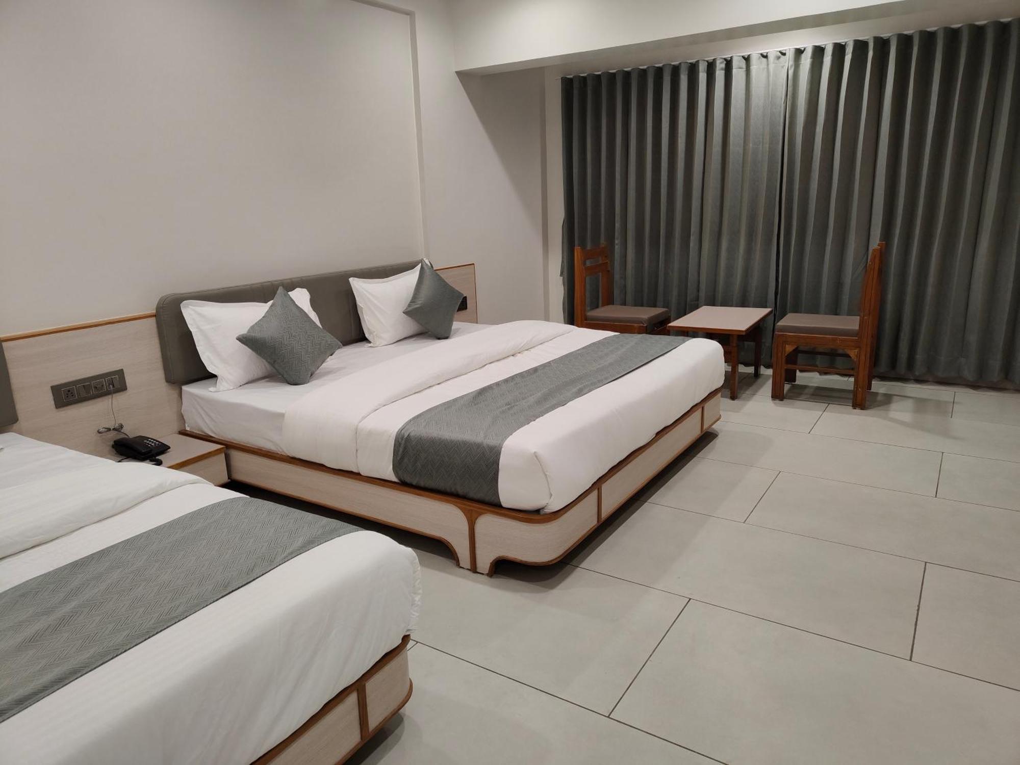Kozar Hotel Ahmedabad