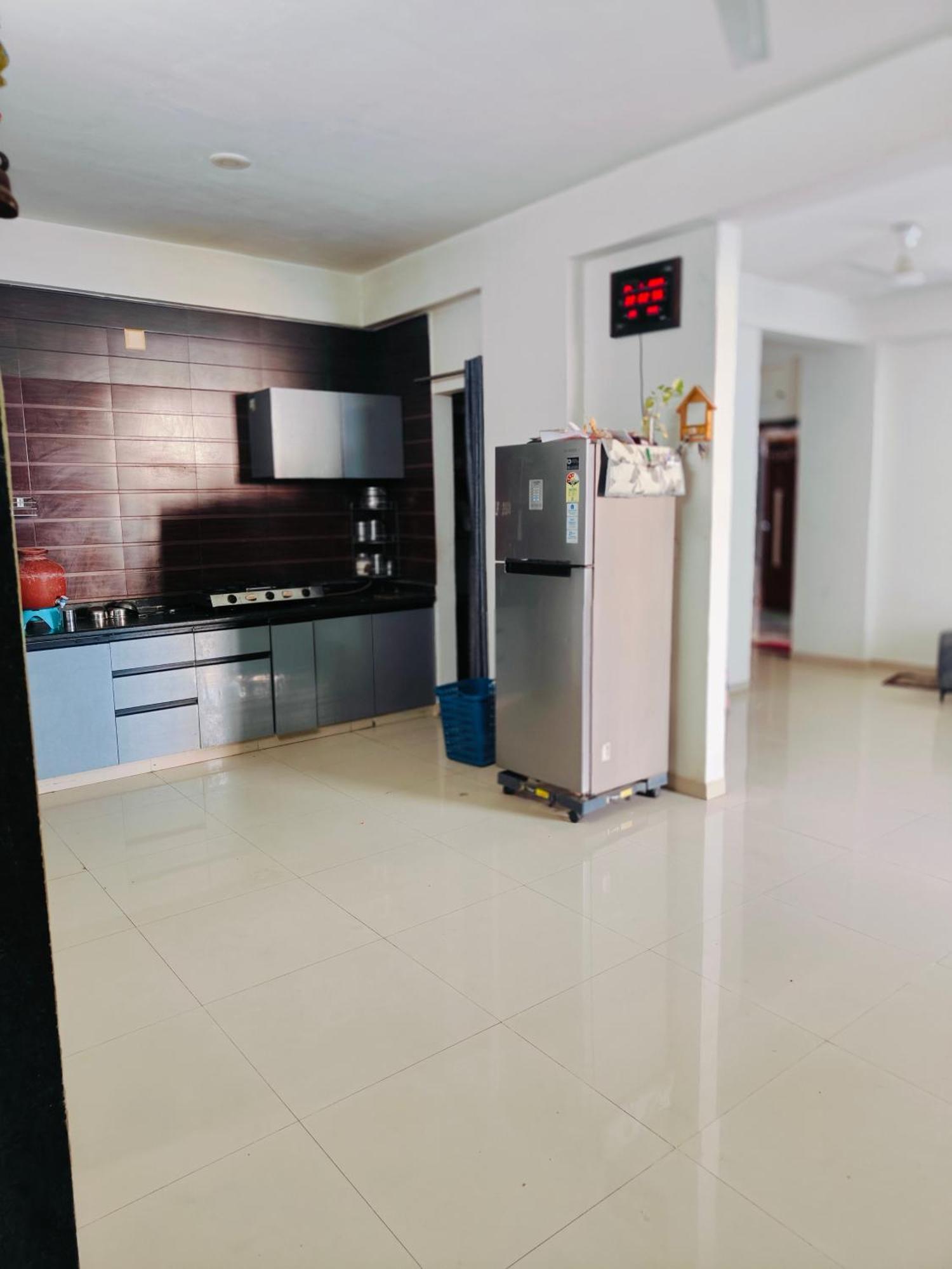 Alaknanda Residency * Ahmedabad