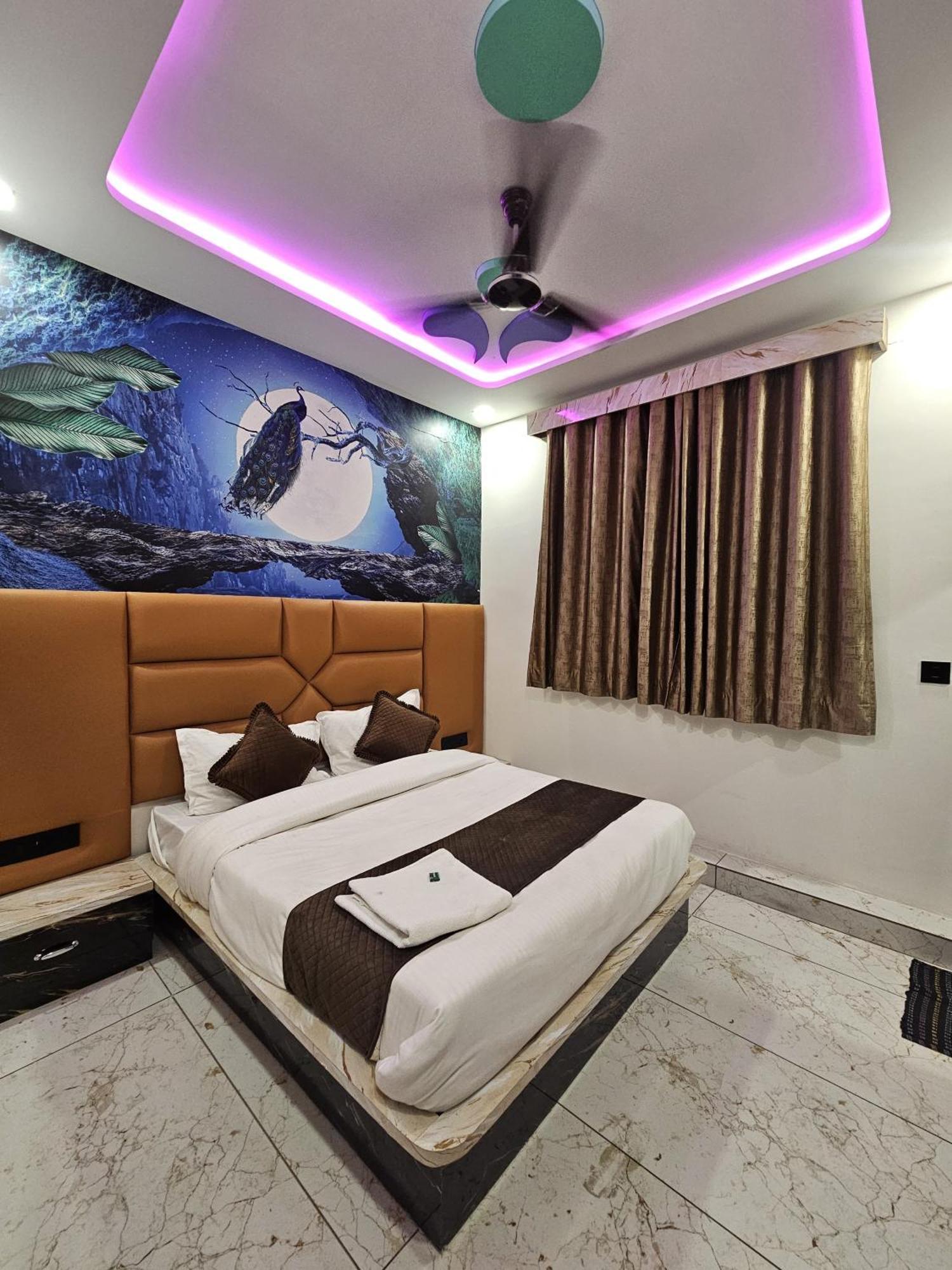 Rising Gest Hotel Ahmedabad