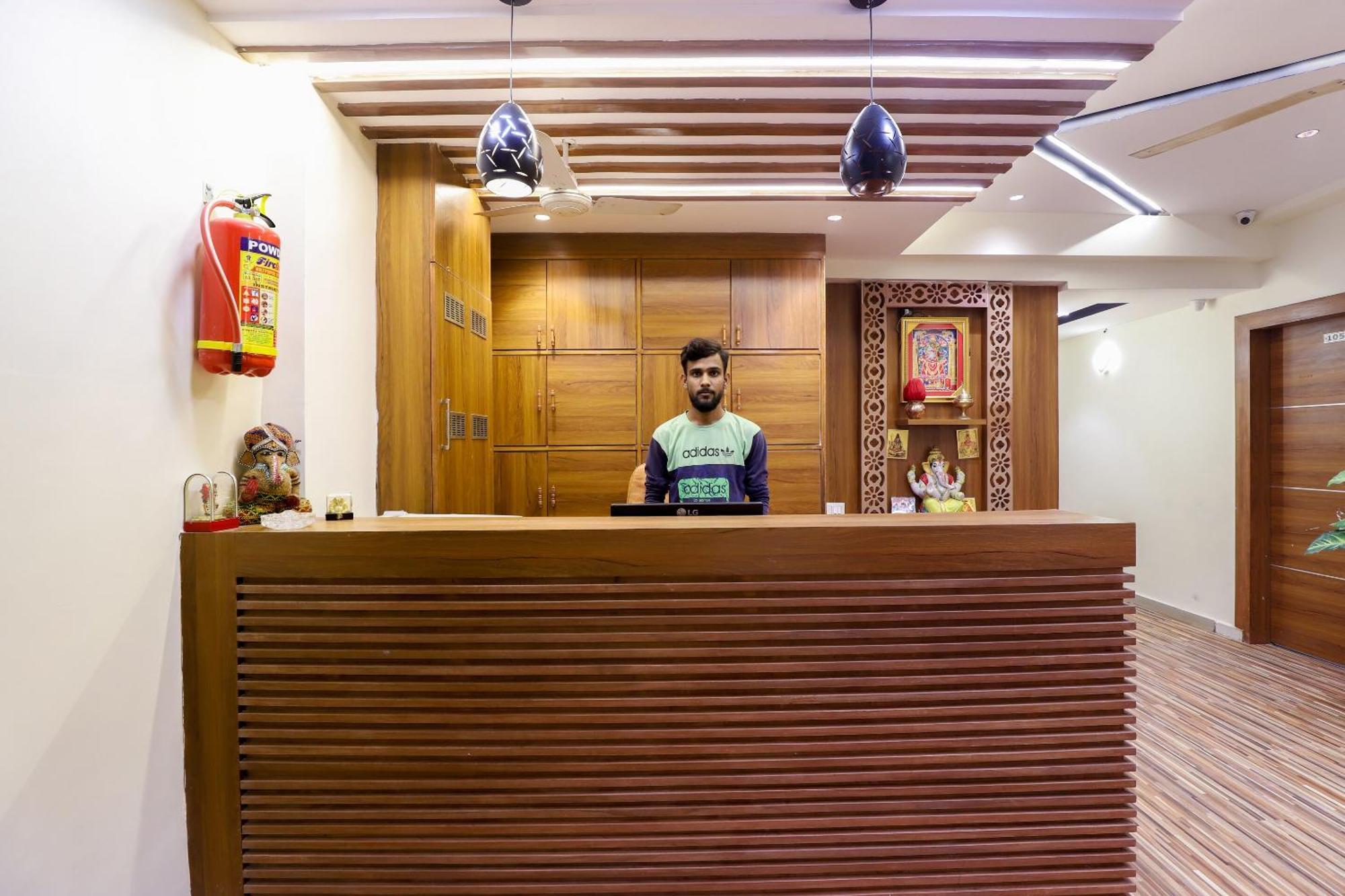 Hotel O Shubham 4*