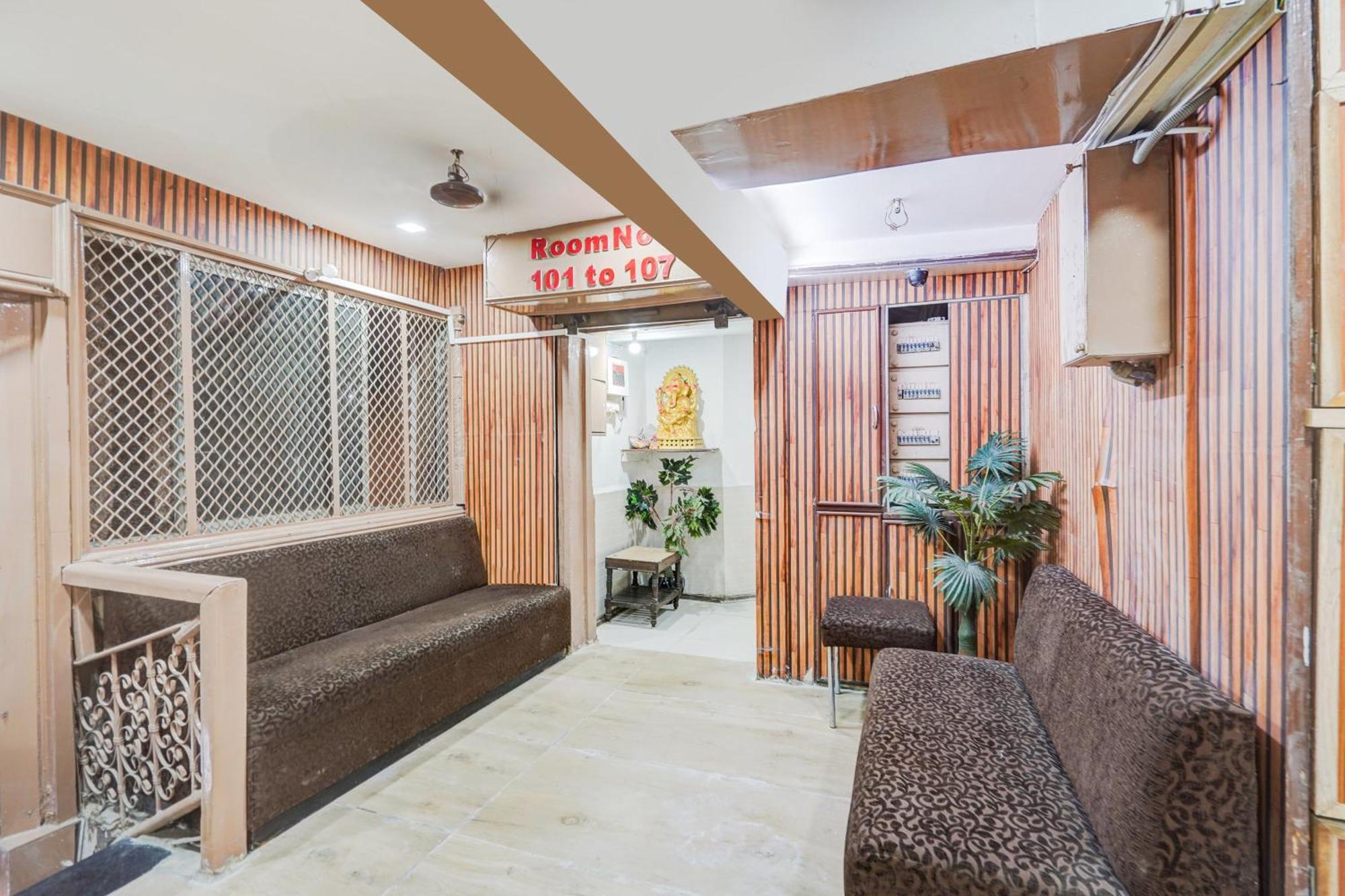 Super Collection O Maninagar East Formerly Maninagar Residency Hotel *