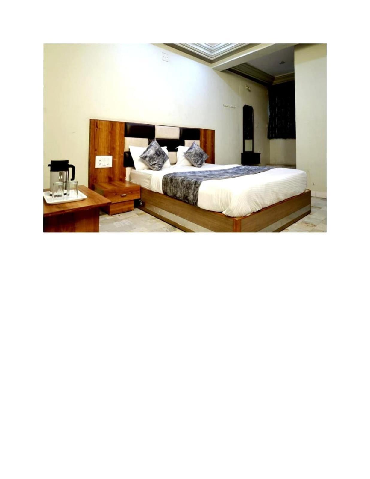 Guest house Aasopalav Ahmedabad