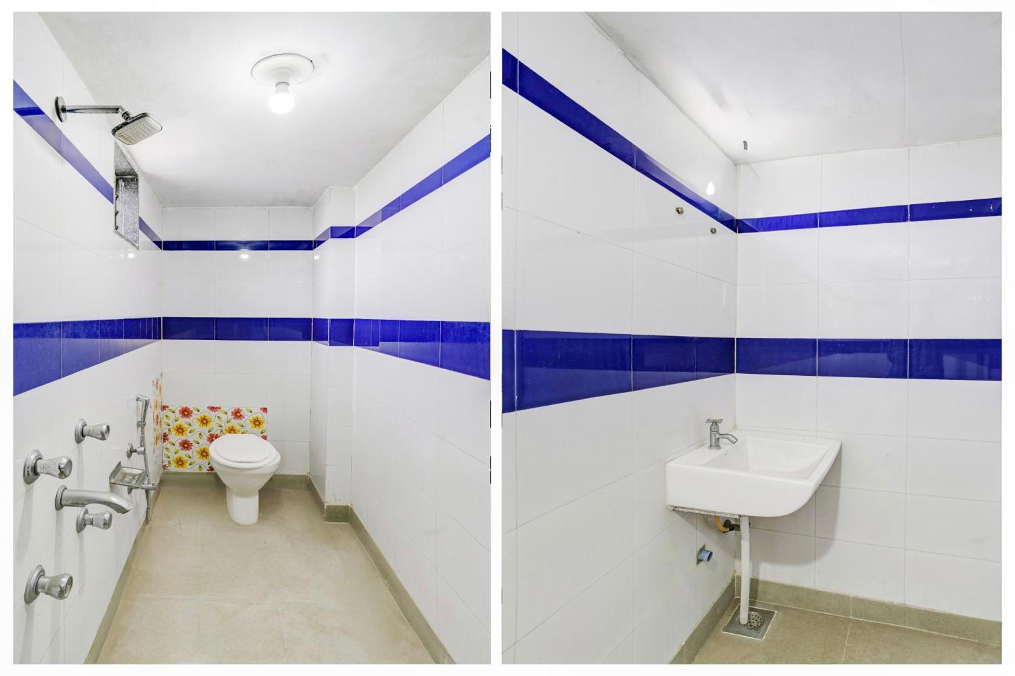 Super Collection O Ashram Road Near Sardar Bridge Formerly Apple Hotel Ahmedabad