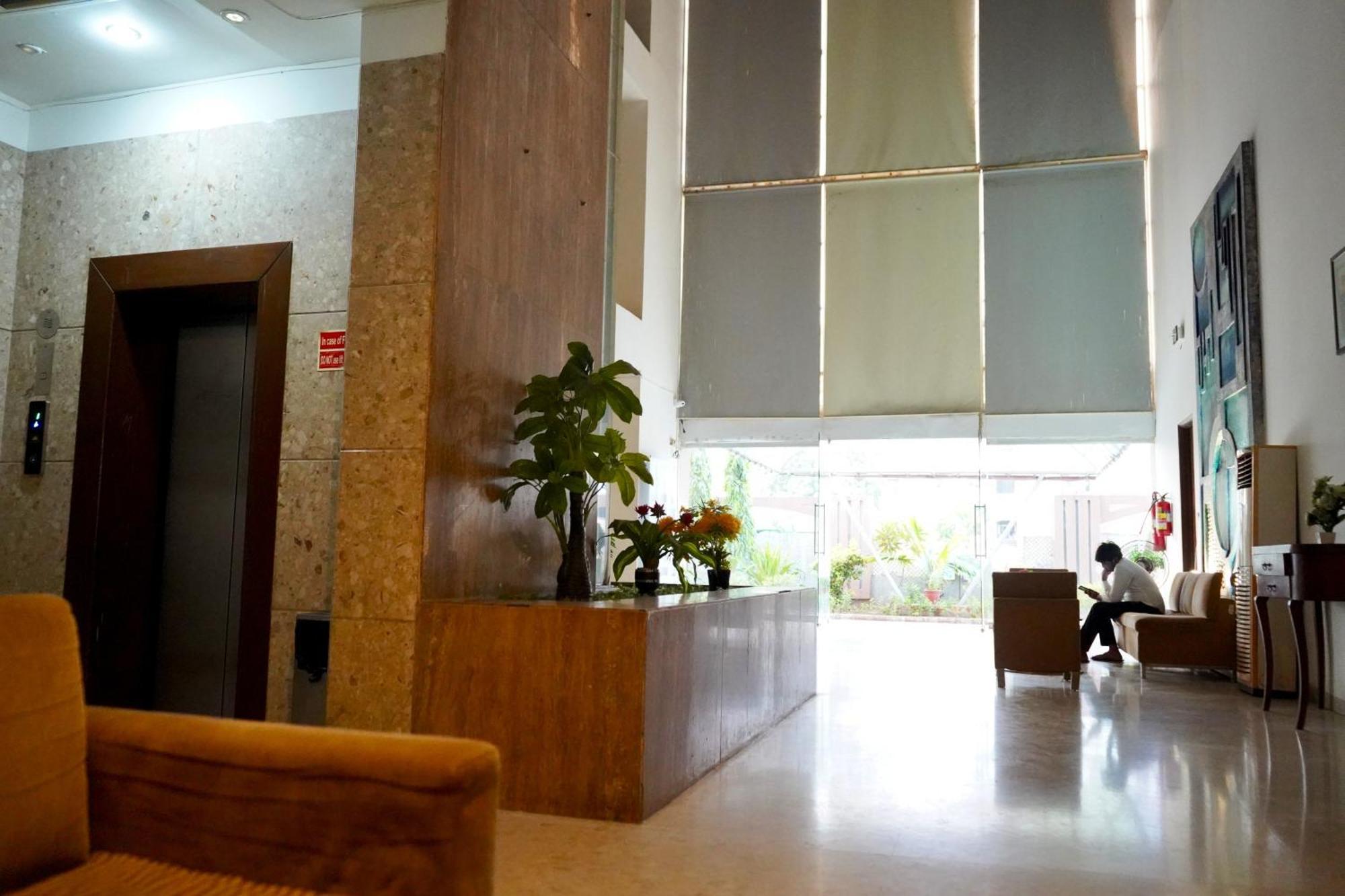 The Sky Comfort, Vejalpur Hotel 3*