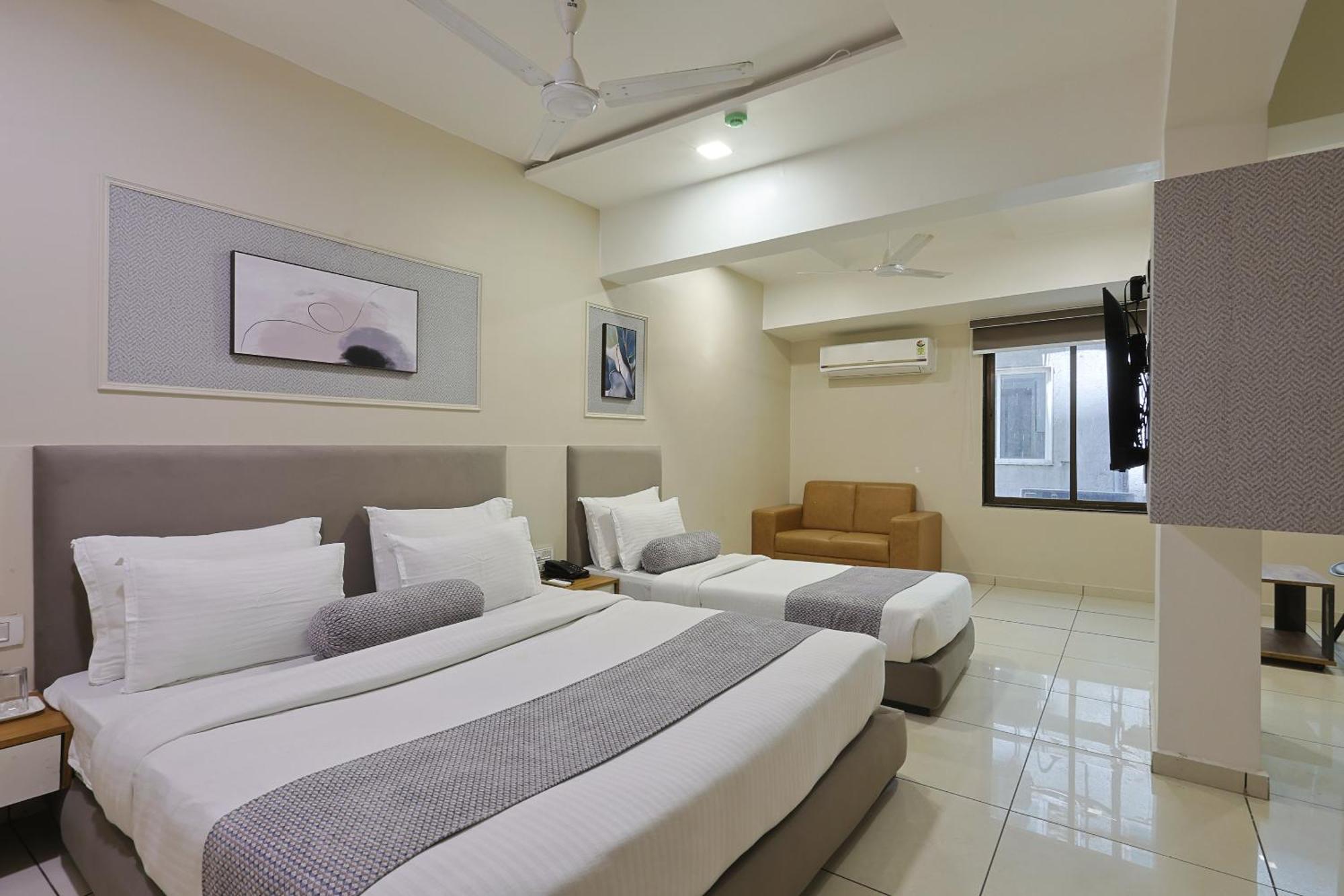 Shaligram Hotel 2*