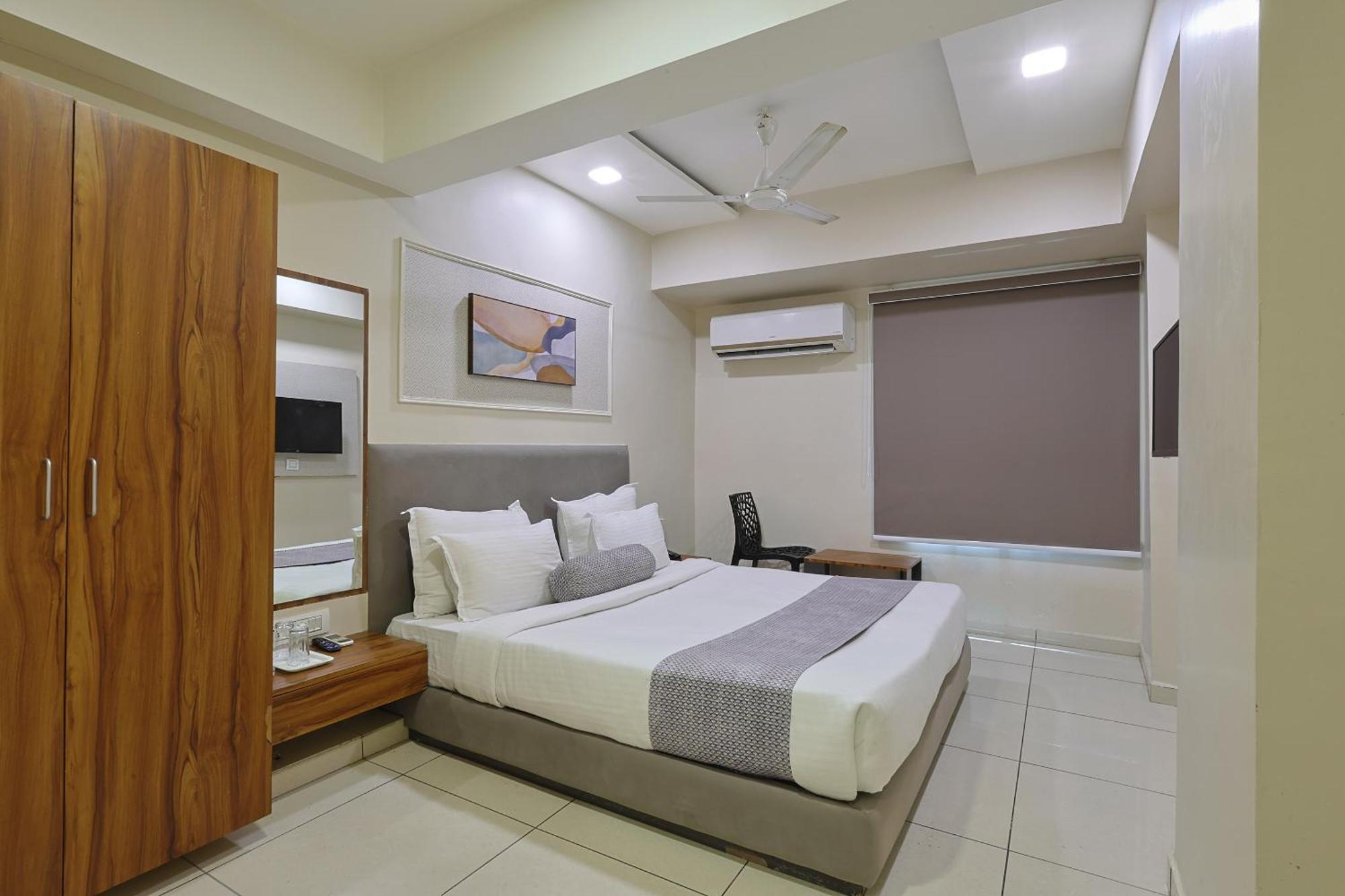Shaligram Hotel 2*