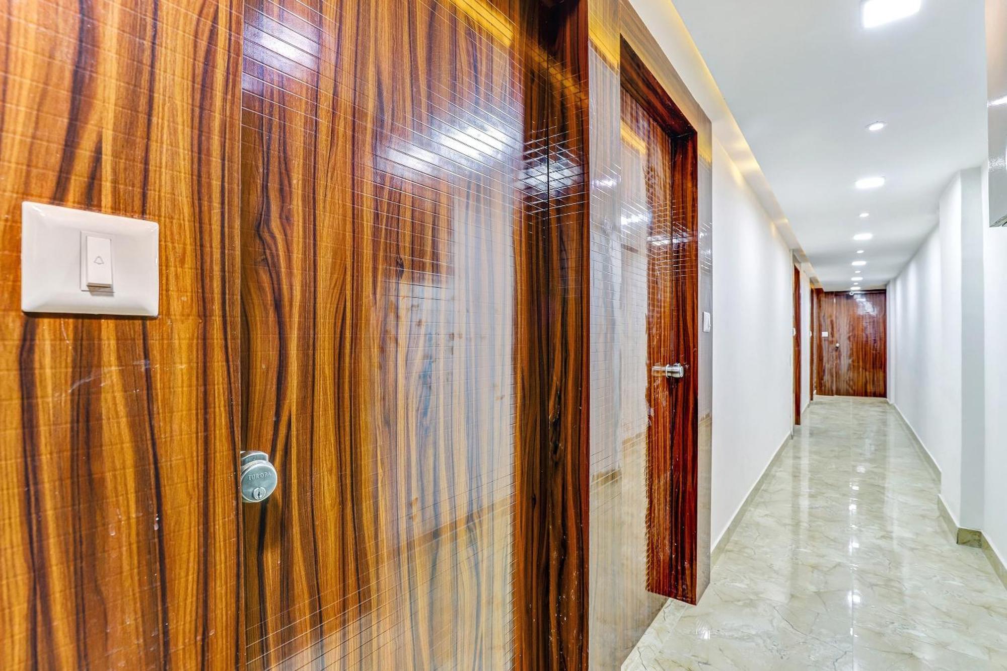 Hotel O The Grand Peradiot Ahmedabad