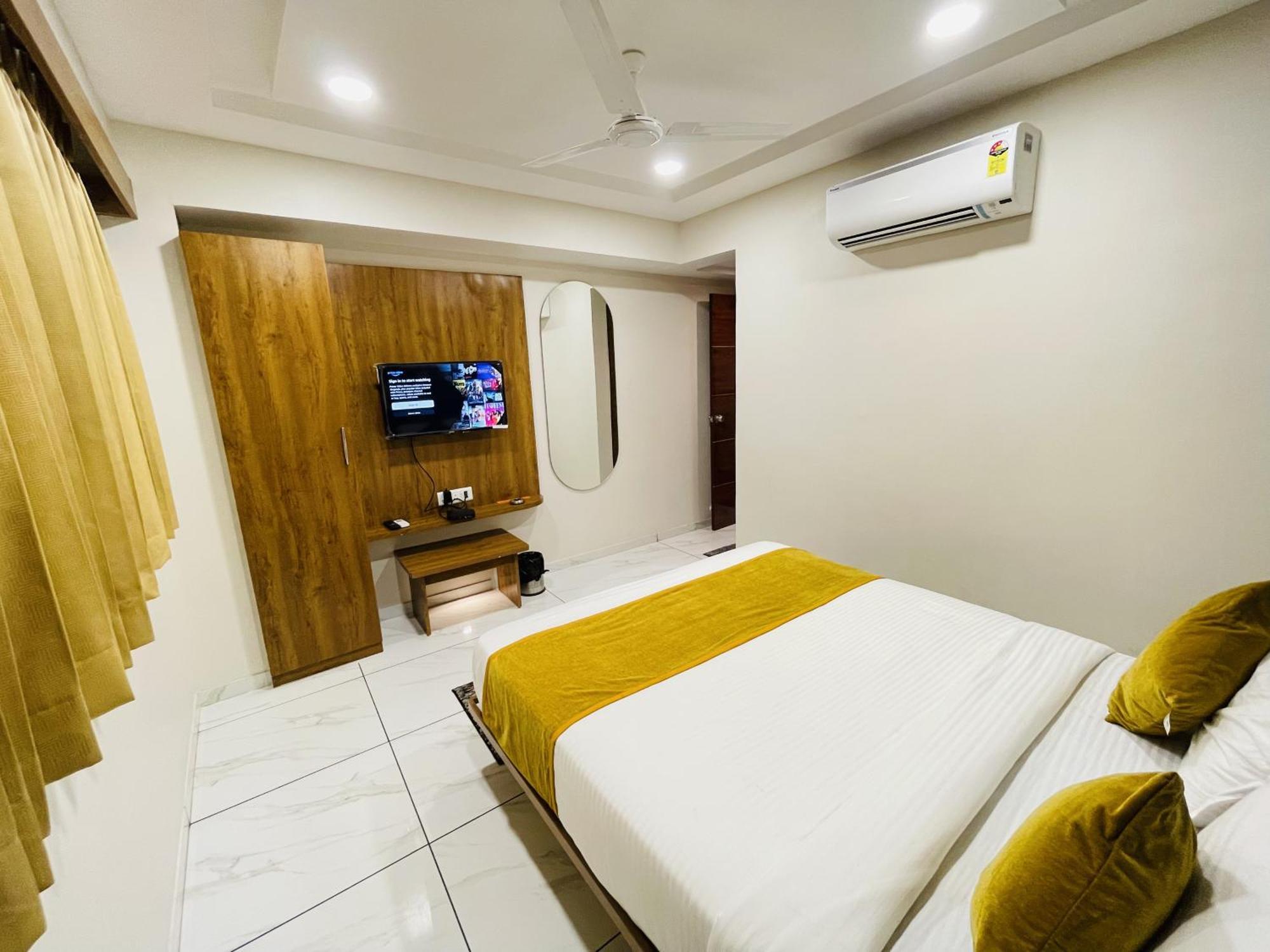 Avenue Hotel Ahmedabad