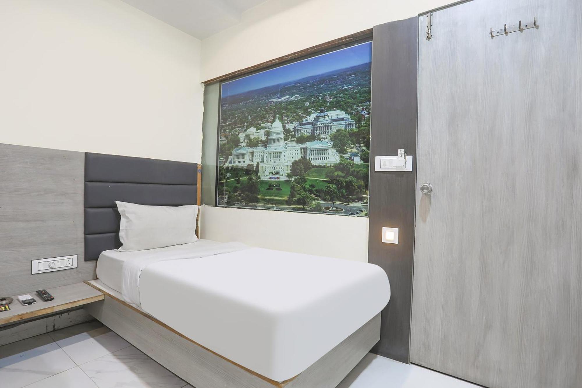 Fabhotel Ss - Opp Vishwakarma Engineering College Ahmedabad