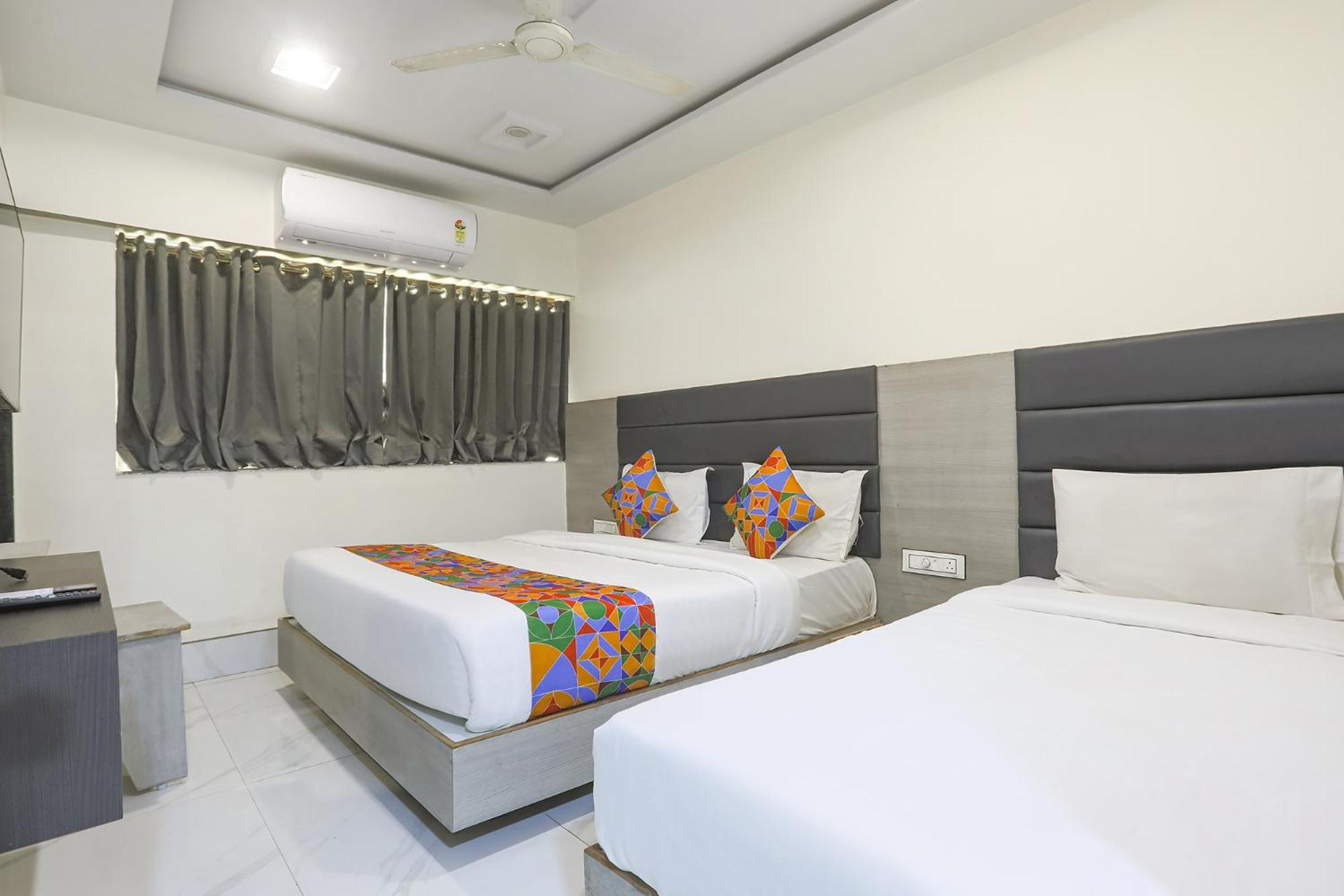 Hotel Fabhotel Ss - Opp Vishwakarma Engineering College Ahmedabad