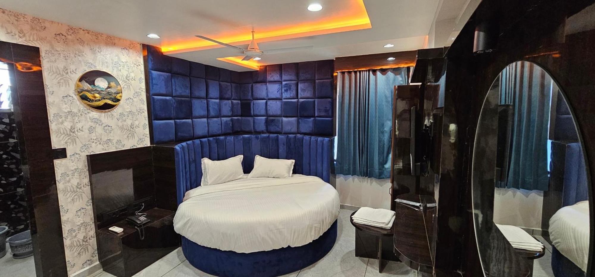 Hotel Shagun Bopal 3*