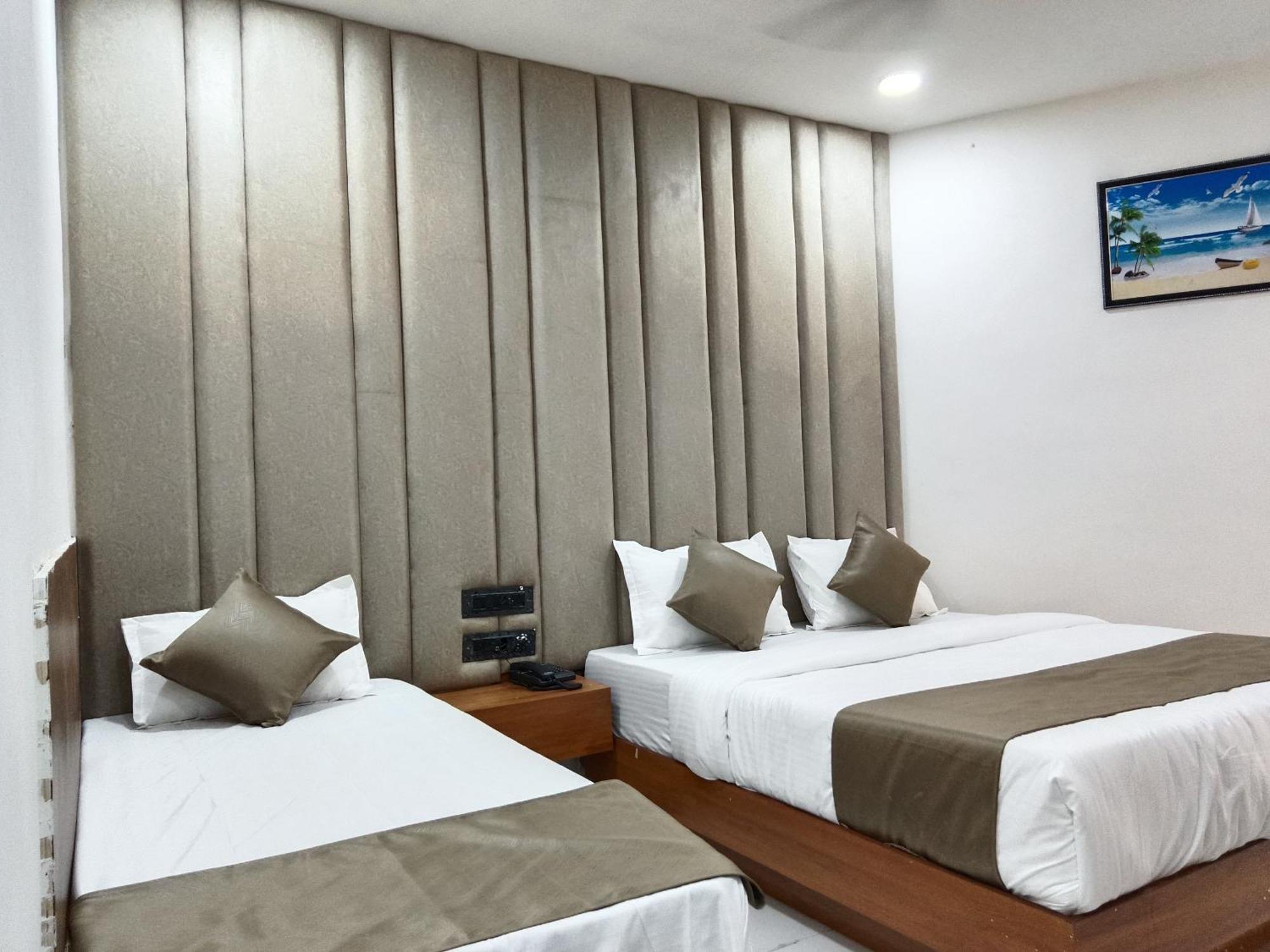 Hotel Zone 3*