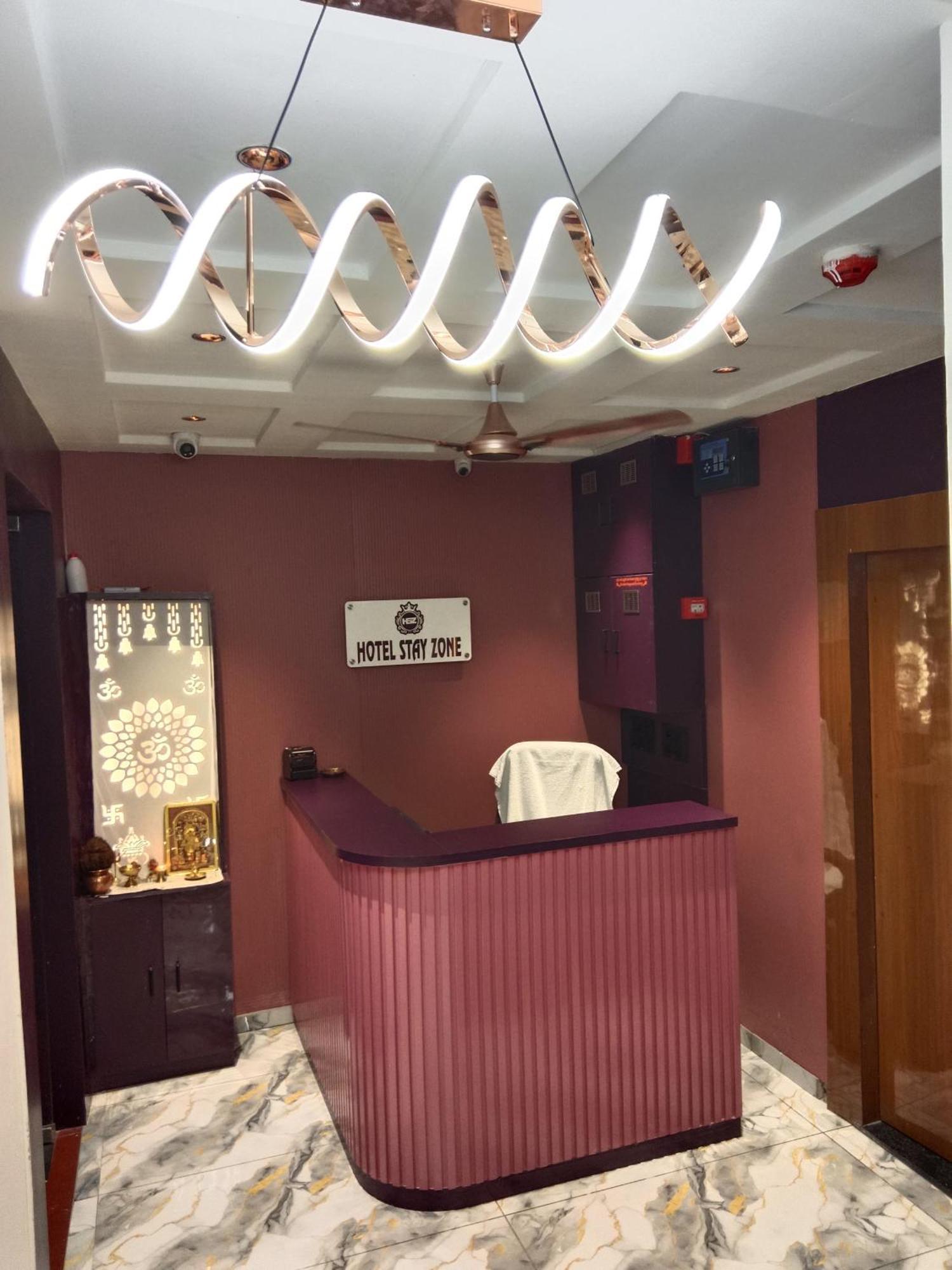 Hotel Zone 3*