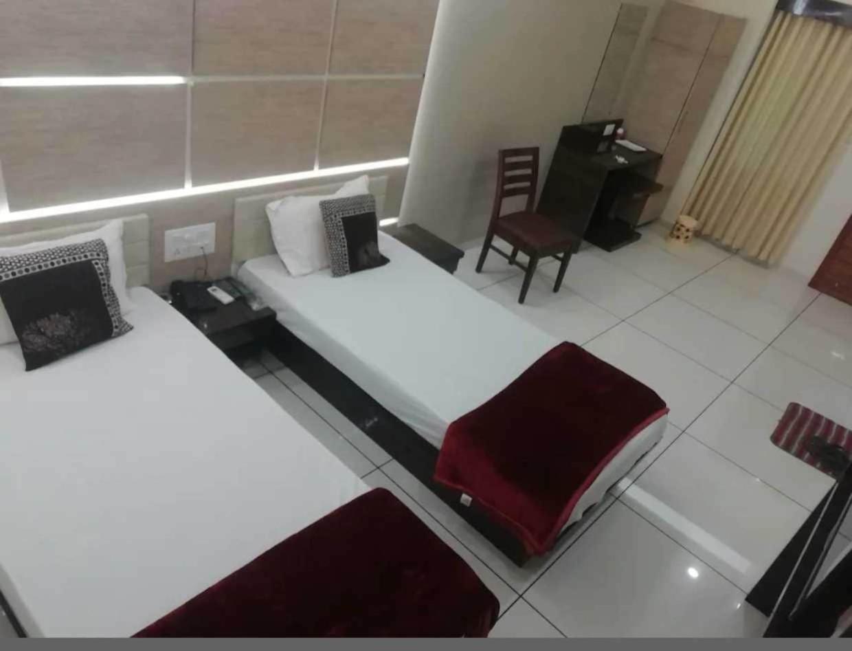 Townhouse Ion Digital Sanand Hotel