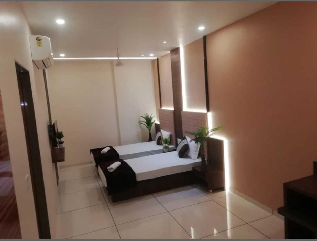 Townhouse Ion Digital Sanand 4*