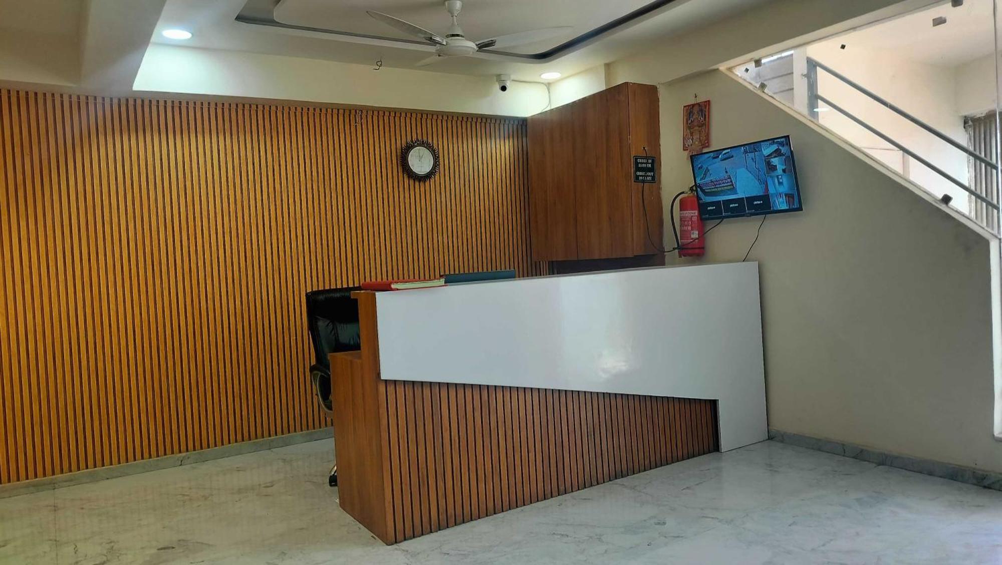Hotel Townhouse Ion Digital Sanand Ahmedabad