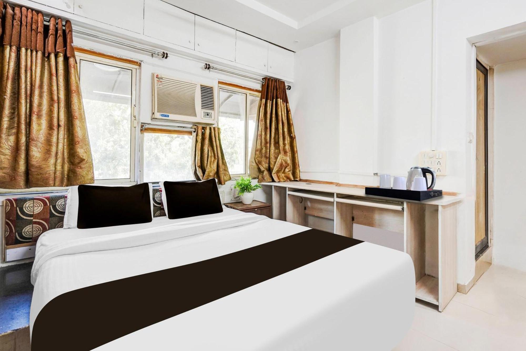 Super Collection O Maninagar East Formerly Maninagar Residency Ahmedabad