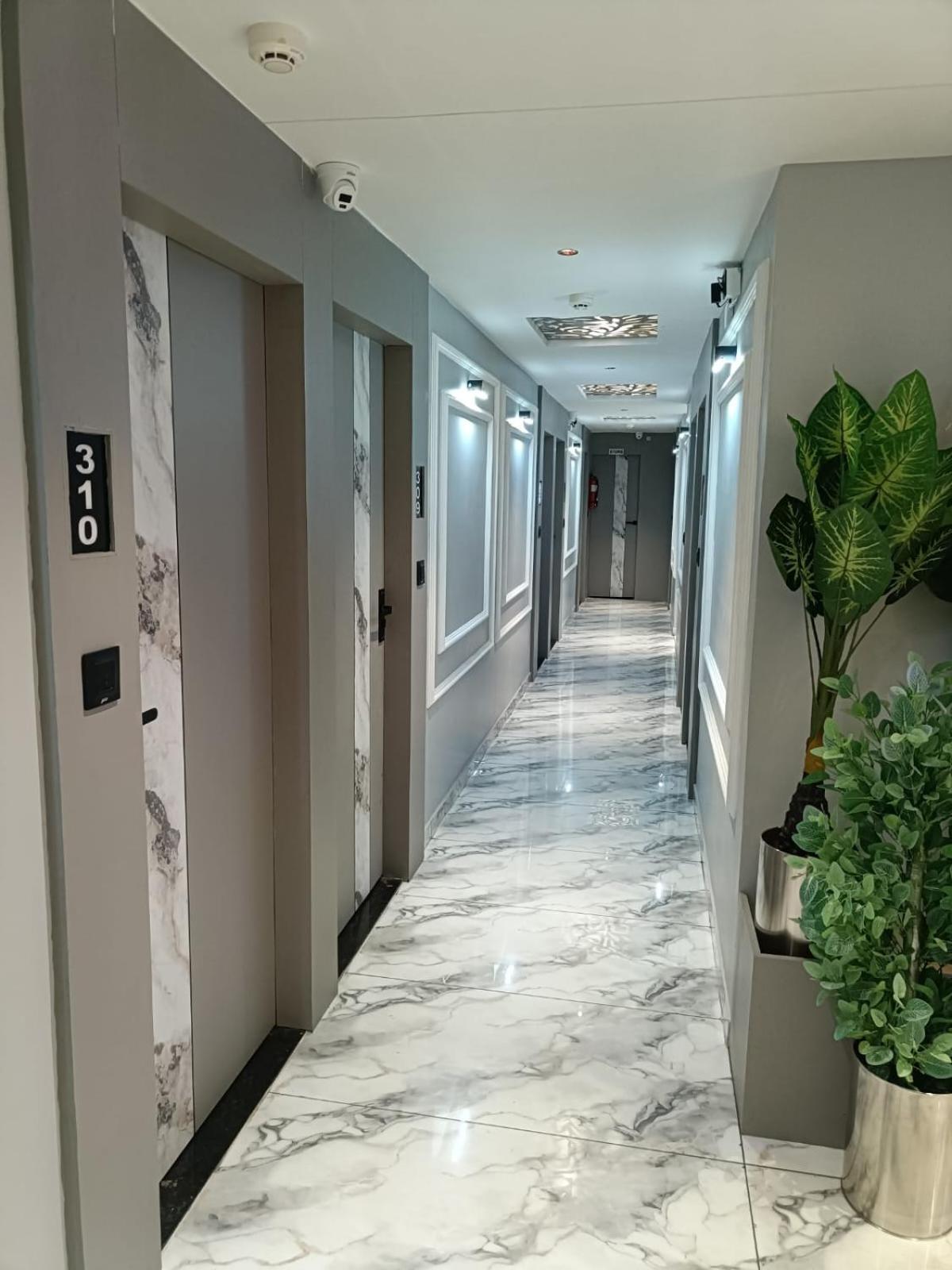 Hotel Sun Plaza Hotel Ahmedabad