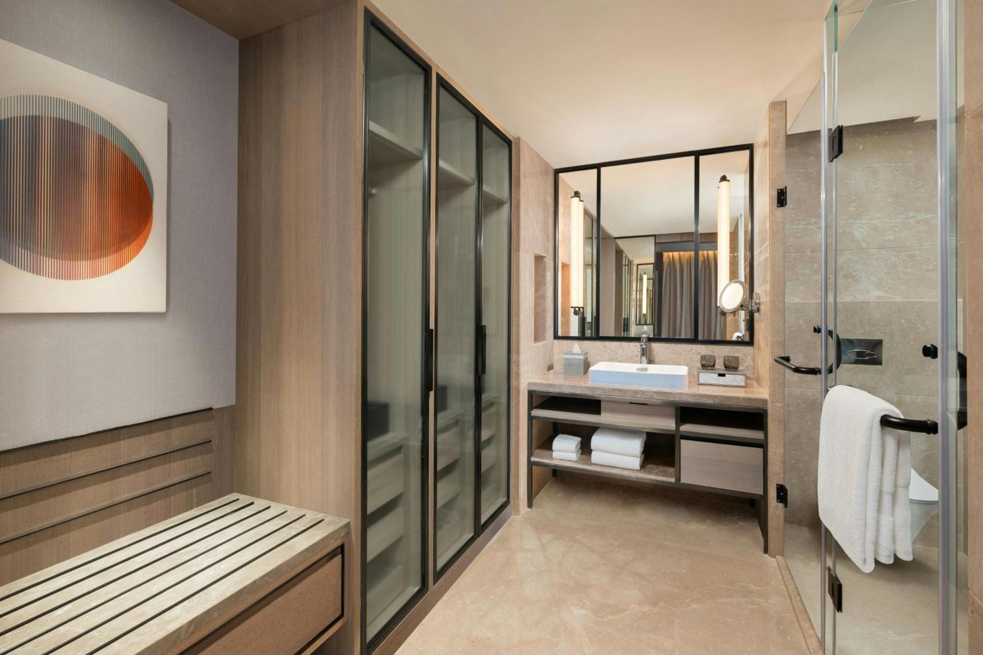 Le Meridien Ahmedabad Ahmedabad