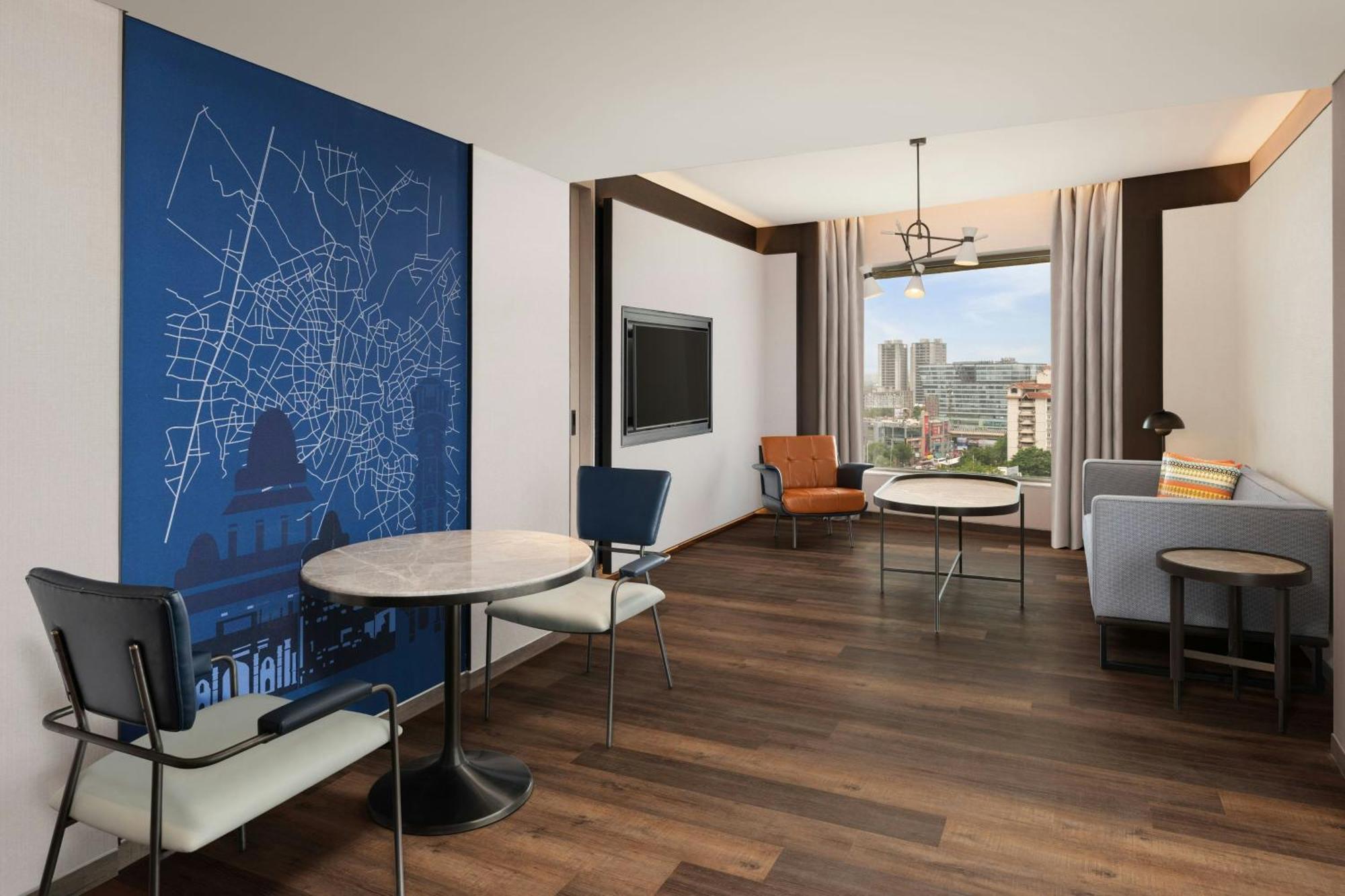 Hotel Le Meridien Ahmedabad