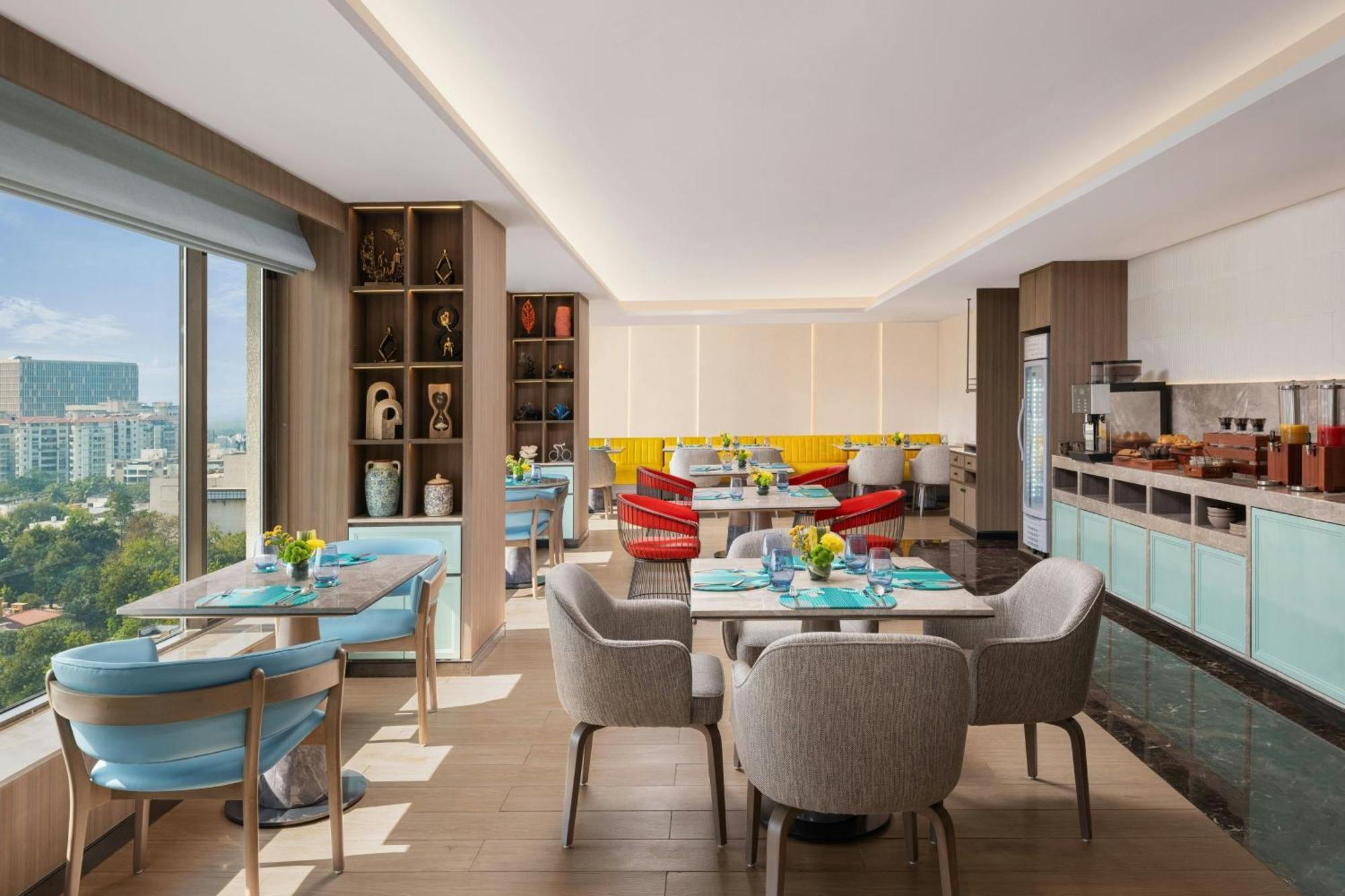 Le Meridien Ahmedabad Hotel 5*