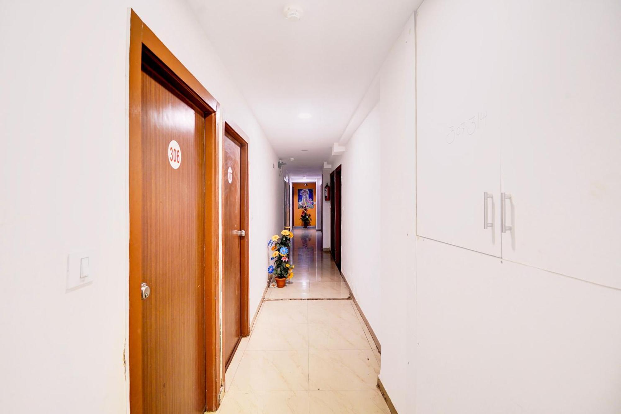 Fabhotel Park 3*