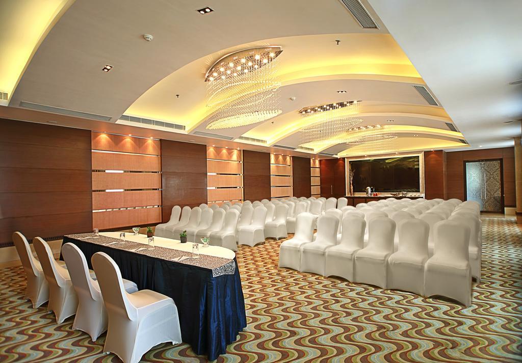 Fortune Select Sg Highway, - Member Itc Hotels' Group Ahmedabad