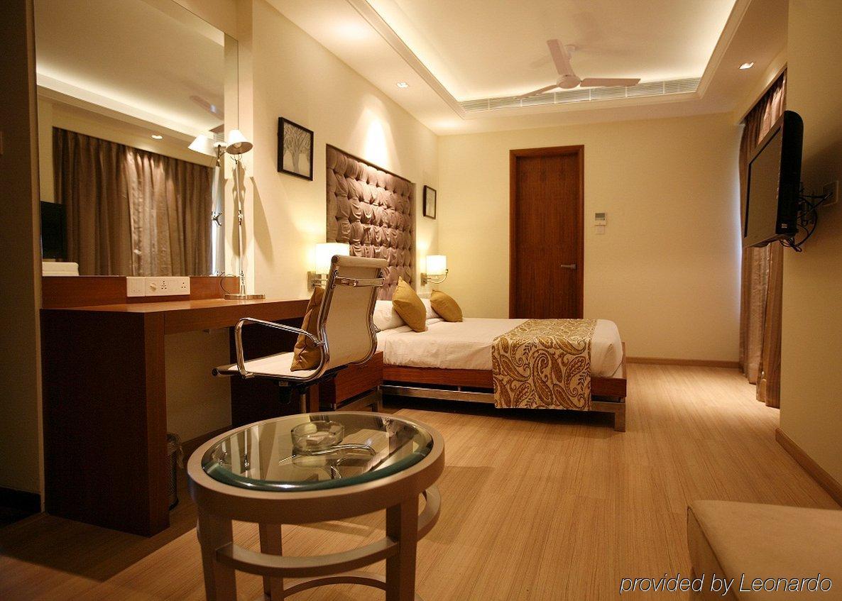 Riverview 3*