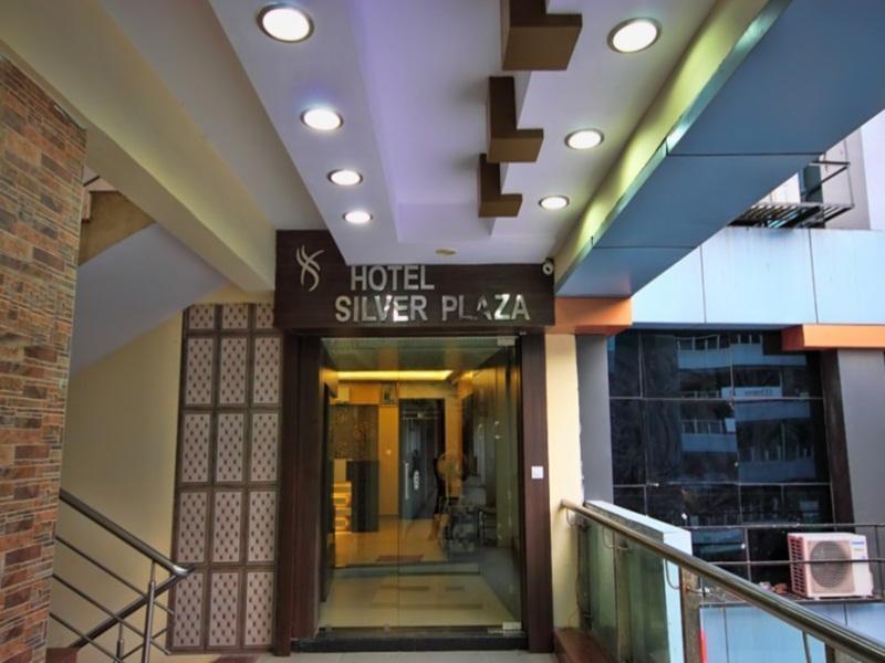 Silver Plaza Hotel 2*