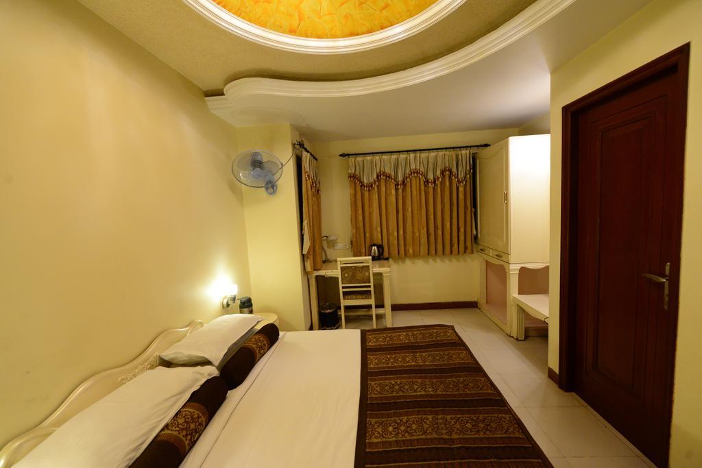 Zo Rooms Ashram Road Paldi Bus Stand