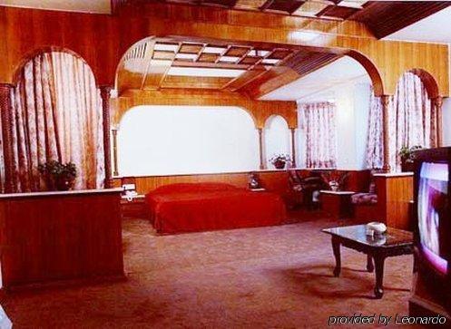 Royal Highness Hotel Ahmedabad