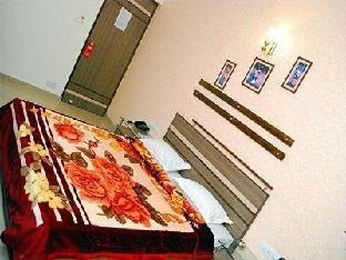 Oyo Flagship 19003 Rudra Mahal 3* Ahmedabad