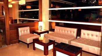 Oyo 1545 Shivani International 3*